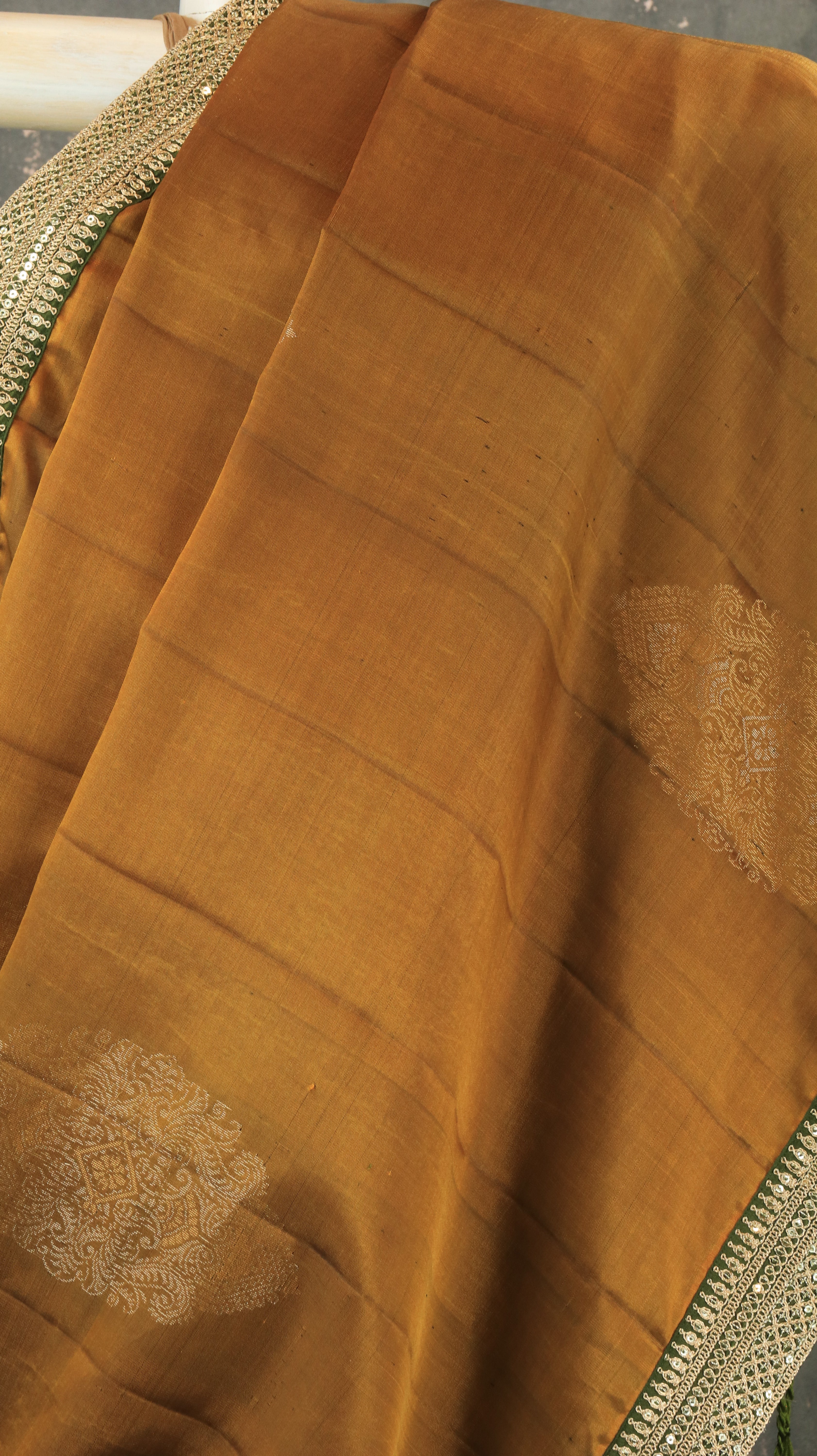 Antique Royale | Soft Silk Pattu