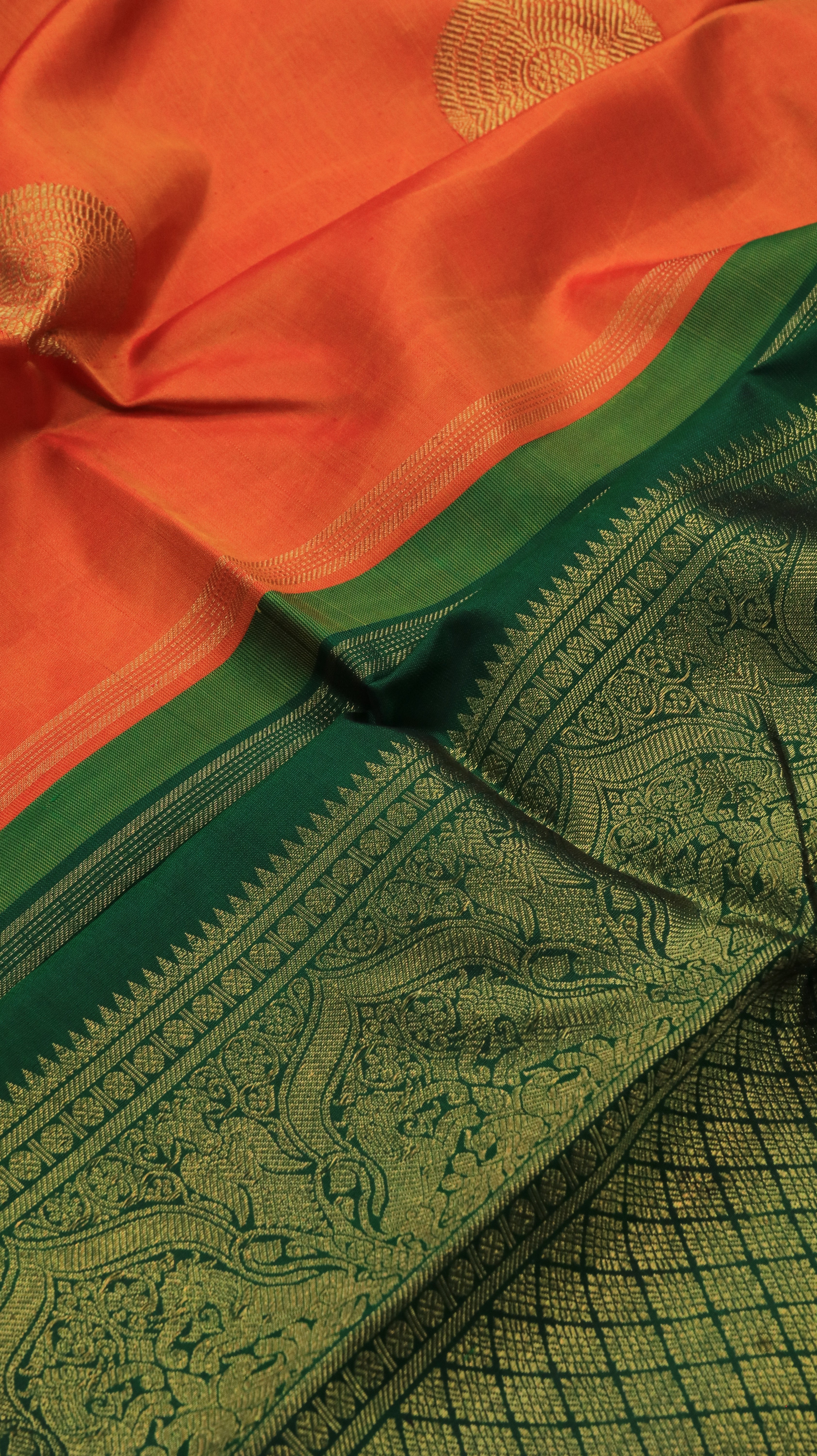 Coral Majesty | Kanjivaram
