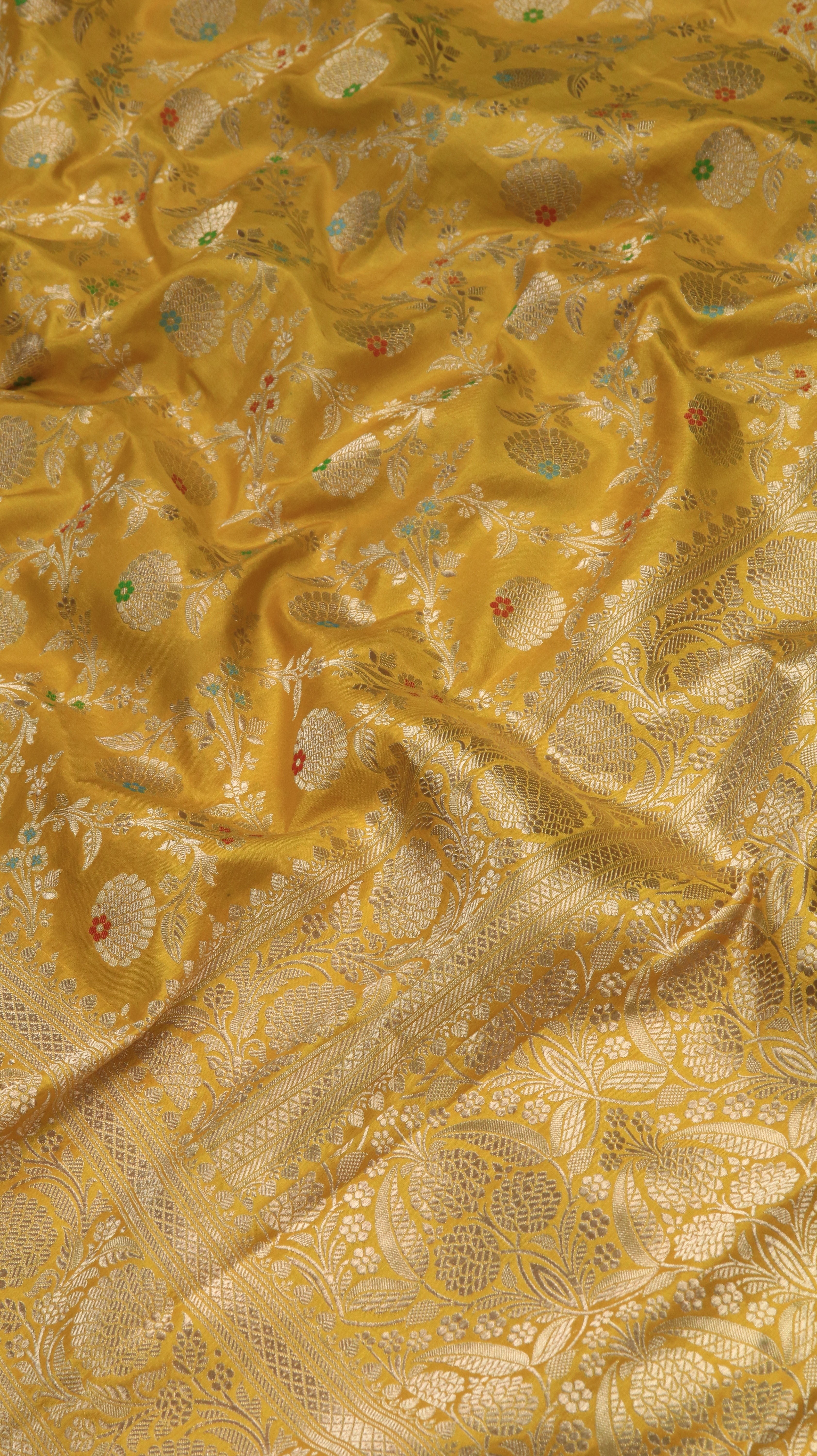Golden Vistara | Banarasi
