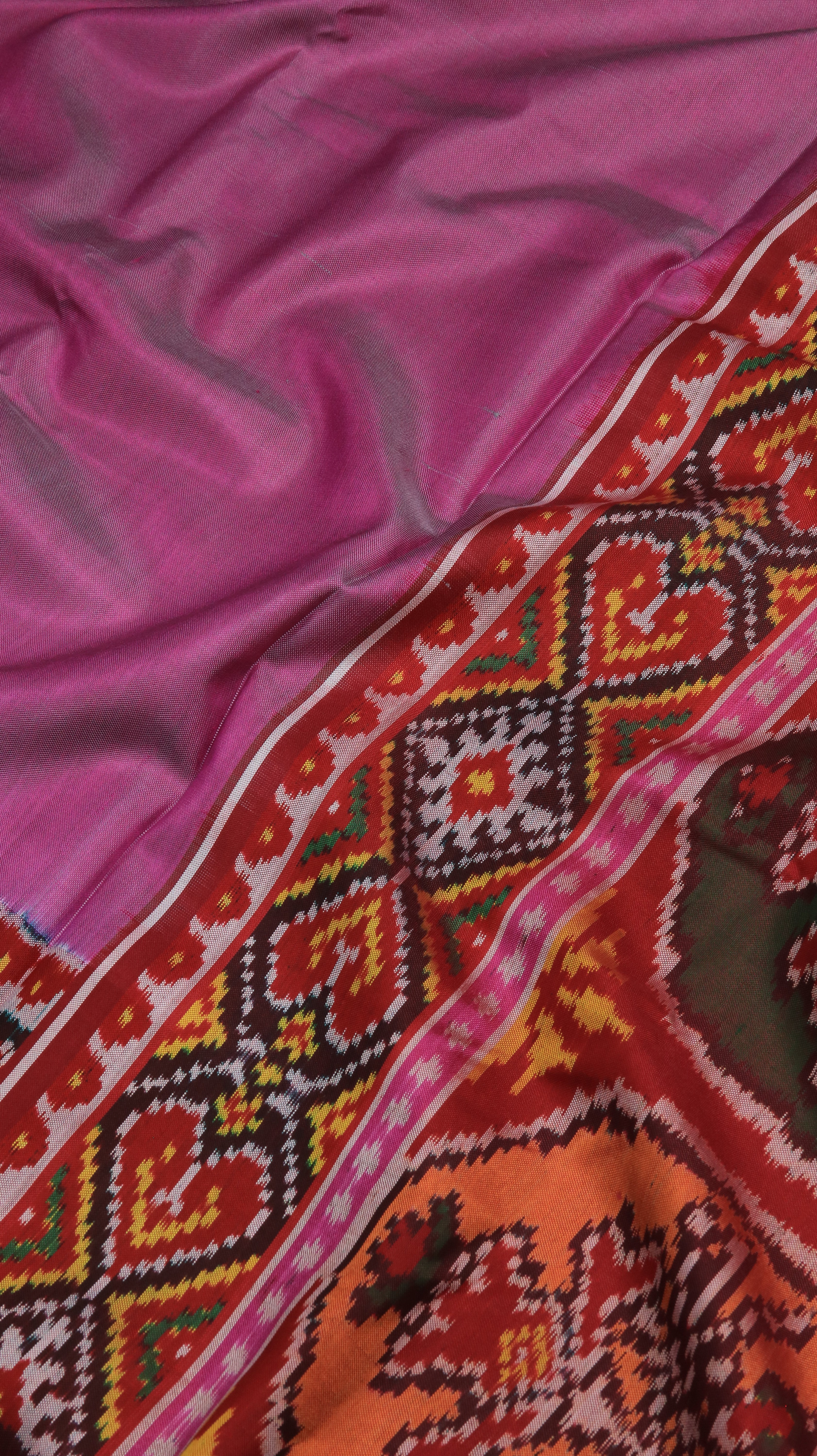 Tarunika | Patola