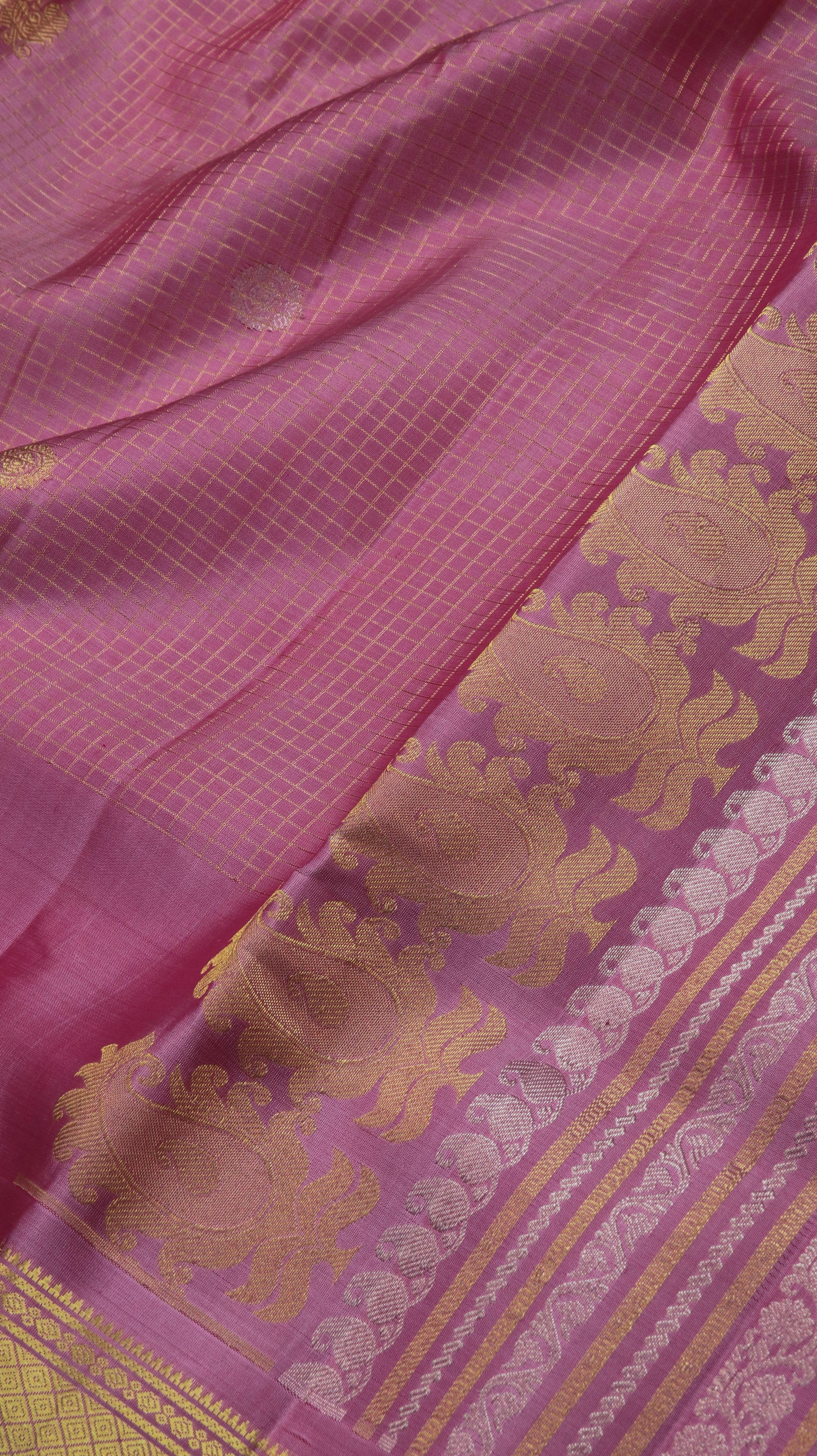 Gulabi Royale | Gadwal