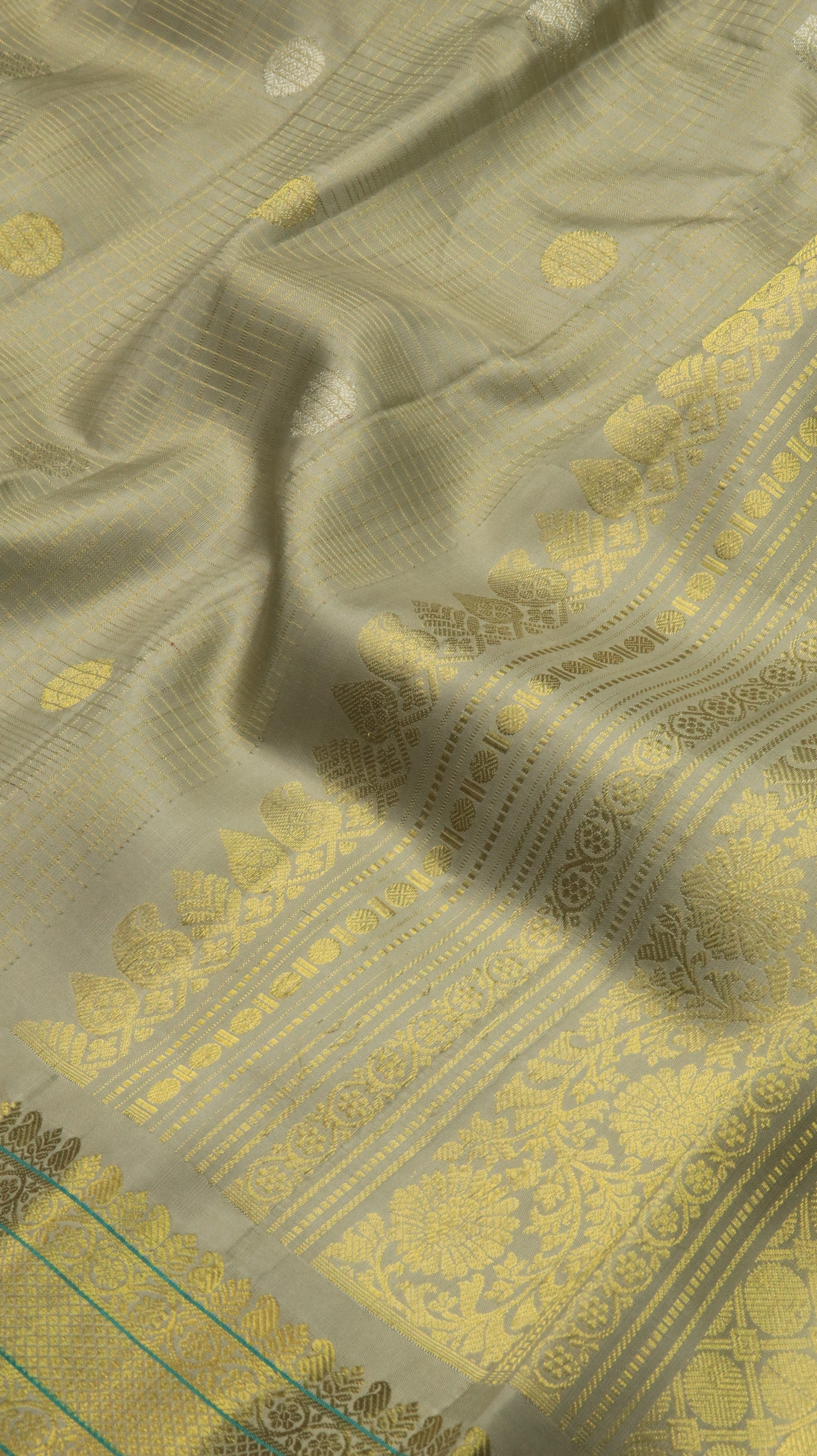 Silver Meadow | Gadwal