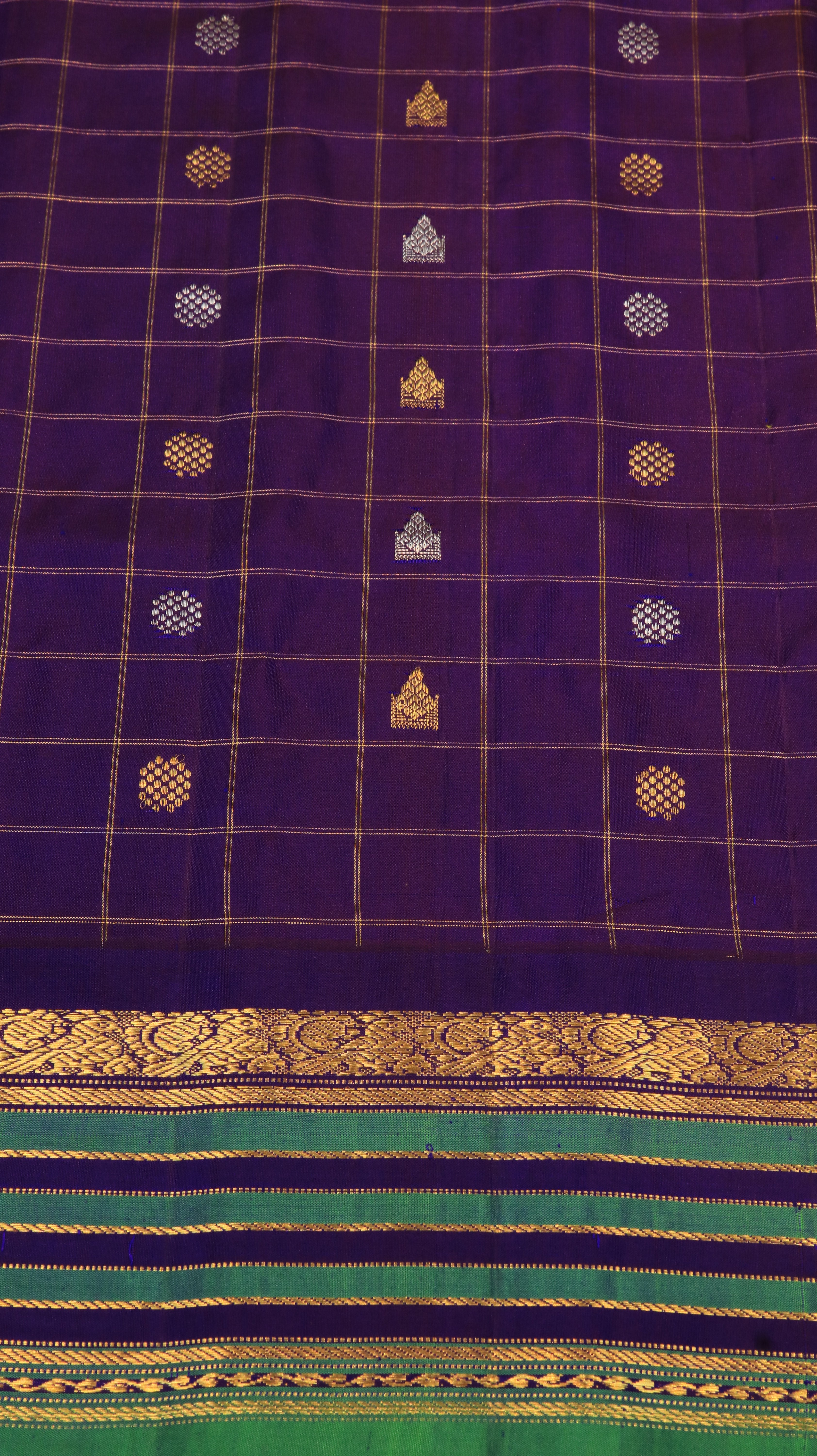 Lilac Dynasty | Gadwal