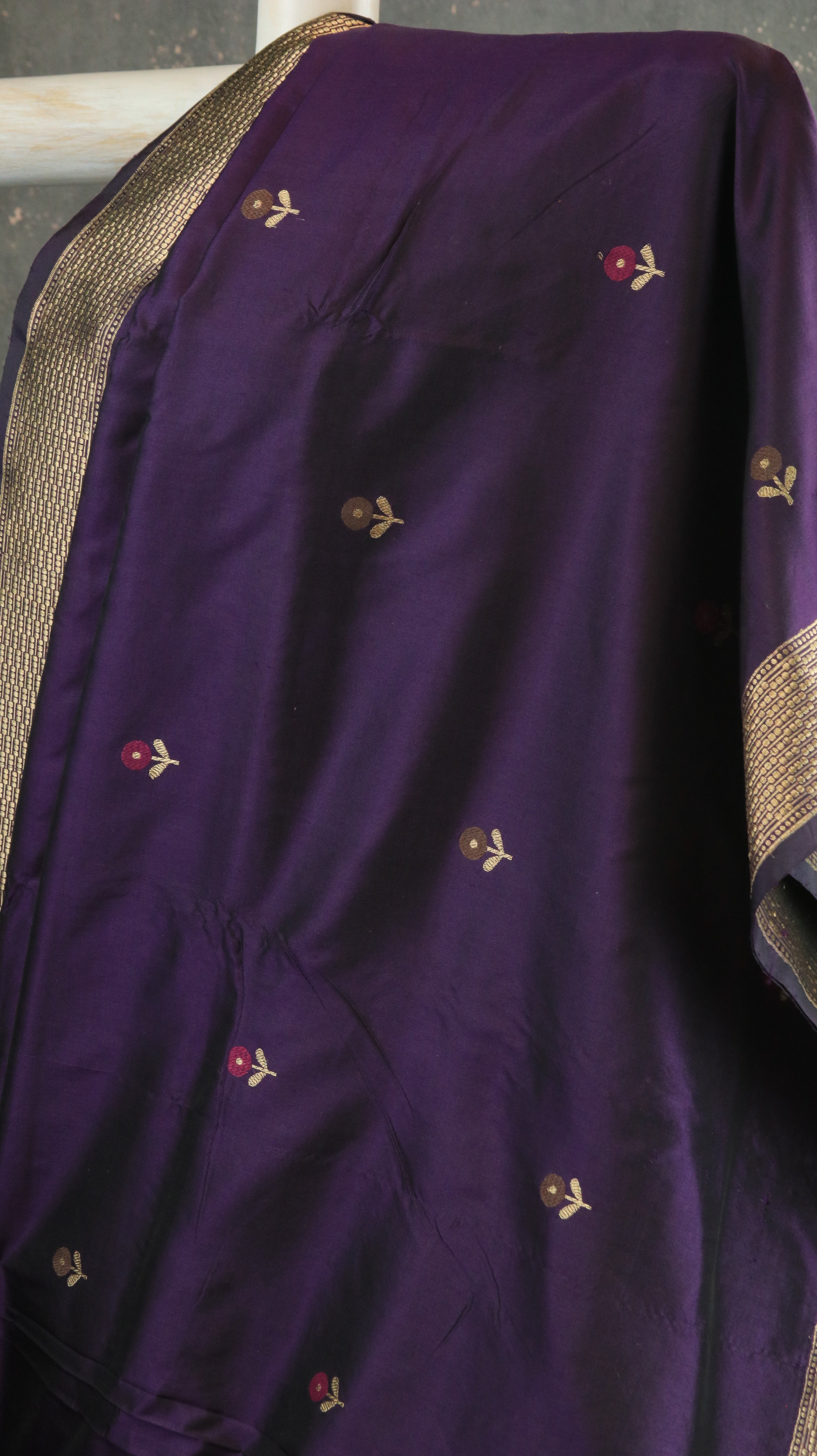 Midnight Aurelia | Banarasi