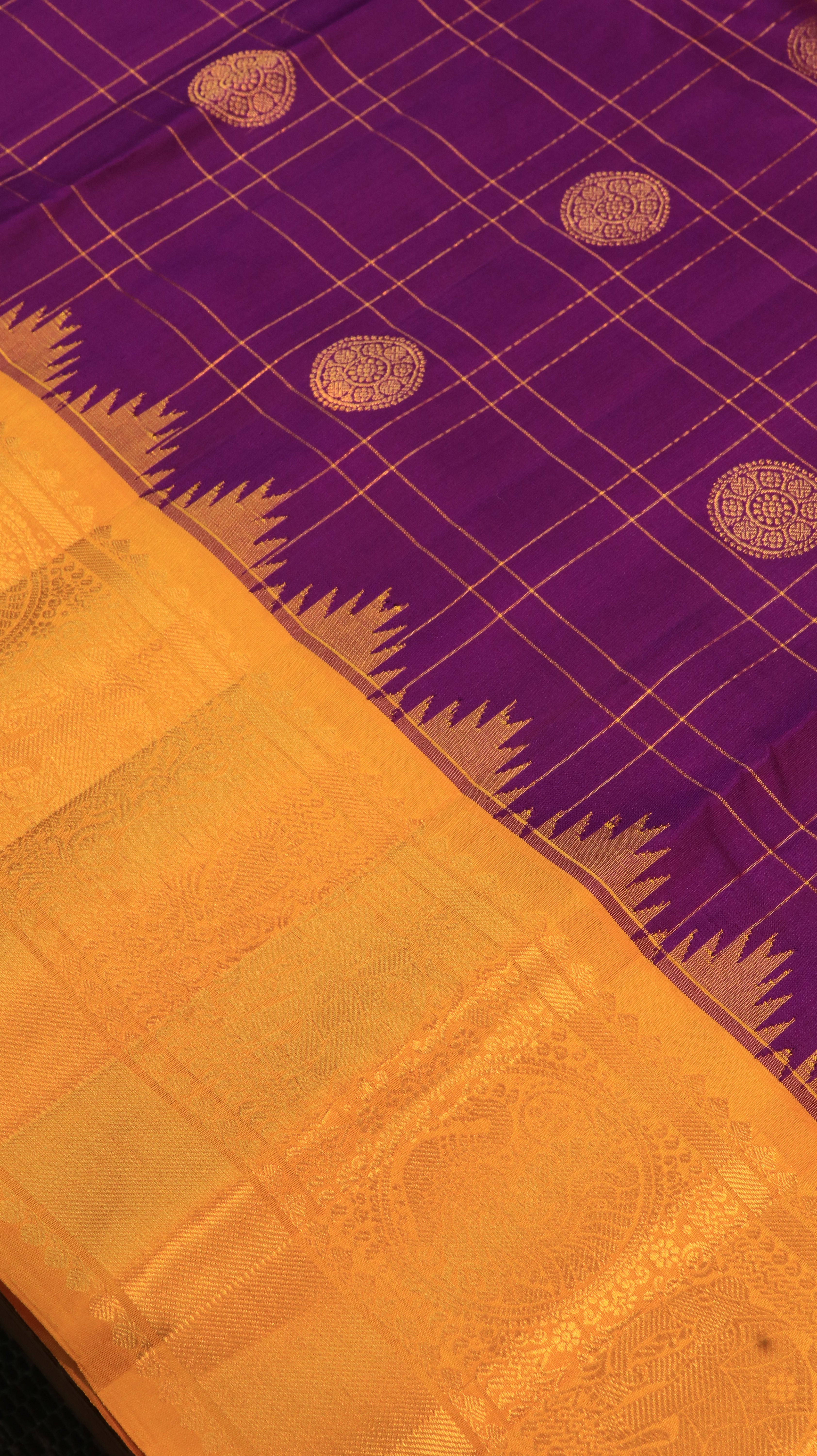 Violet Crown | Gadwal