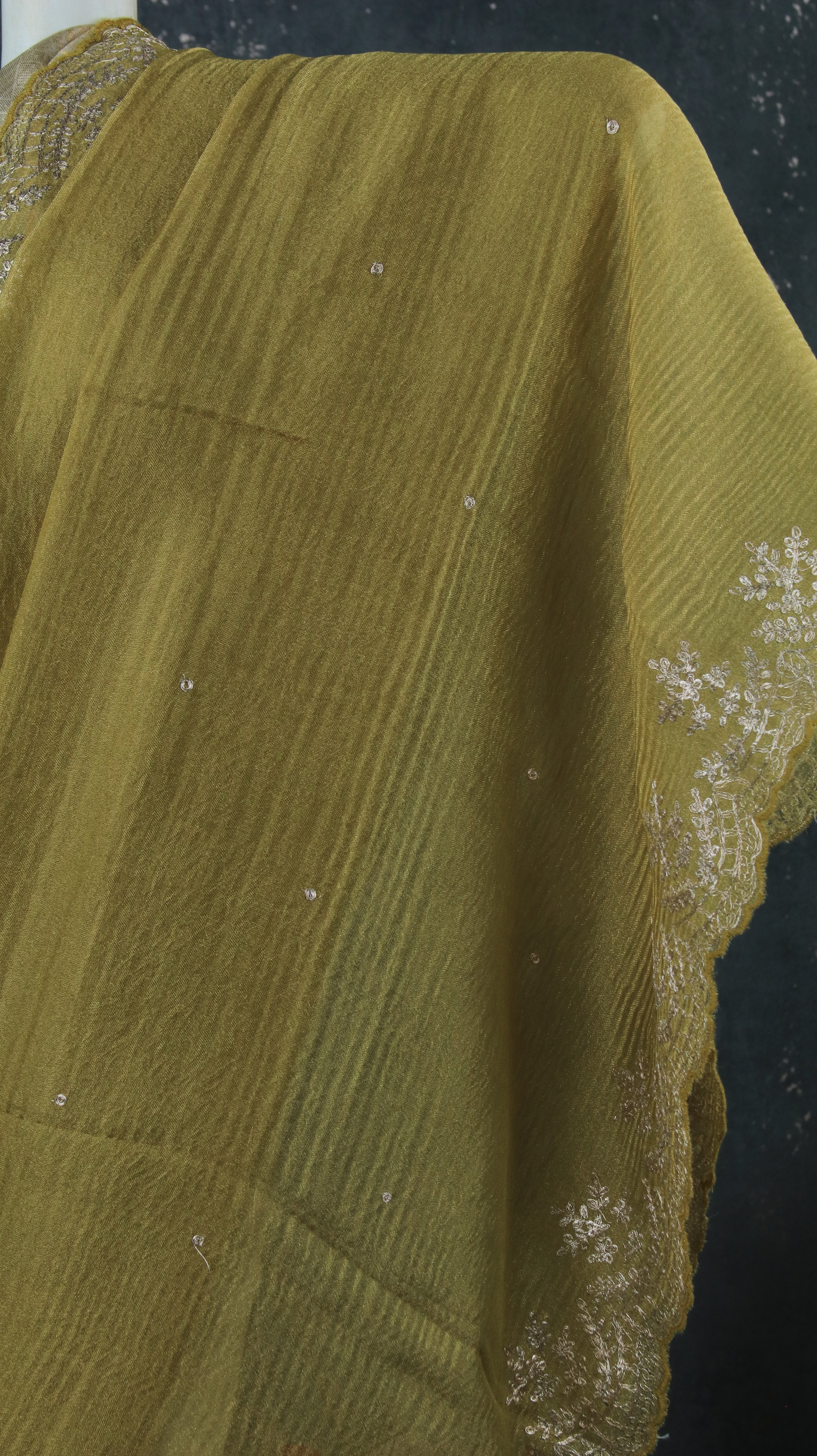 Golden Muse | Organza