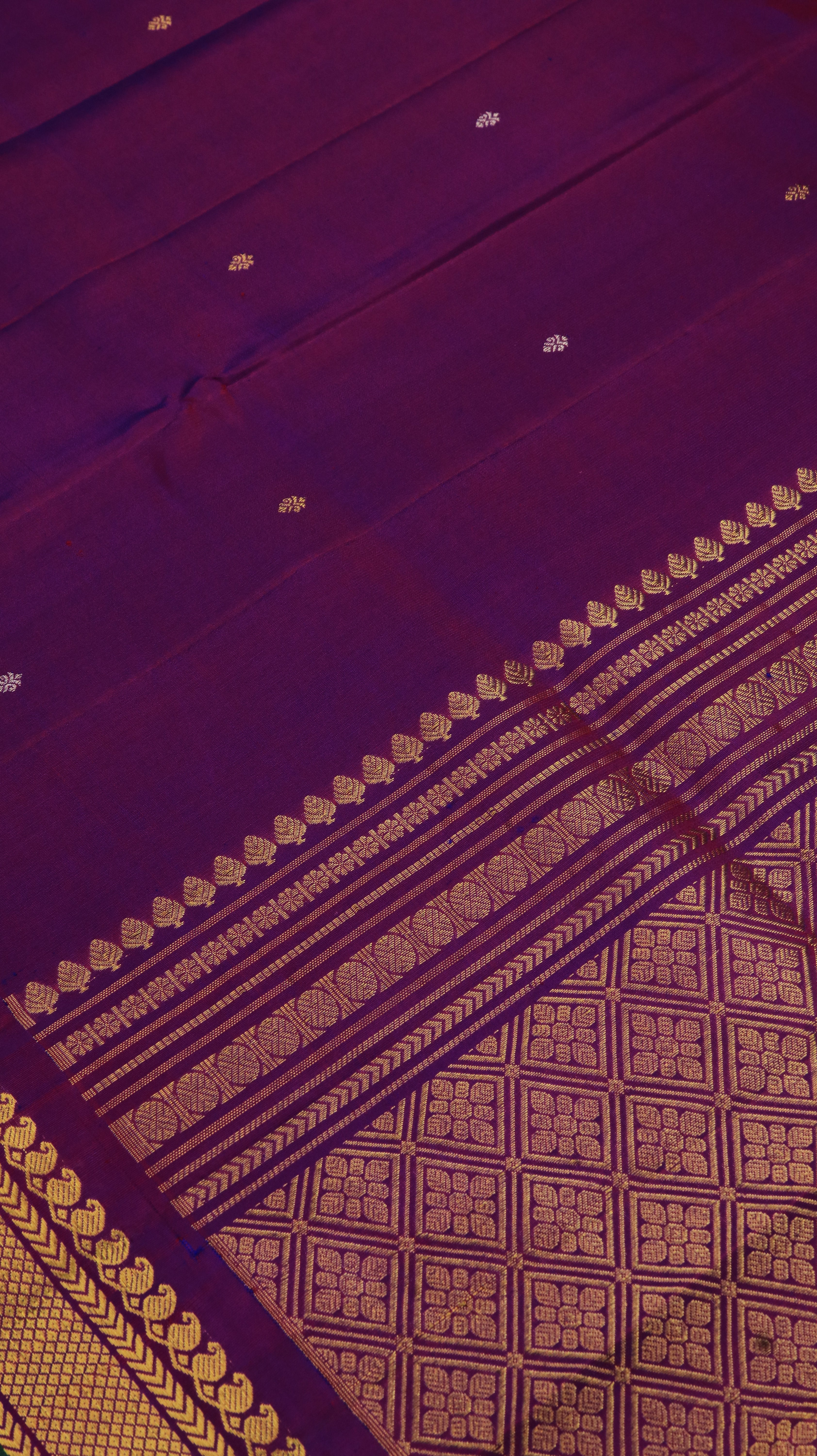 Plum Imperial | Gadwal