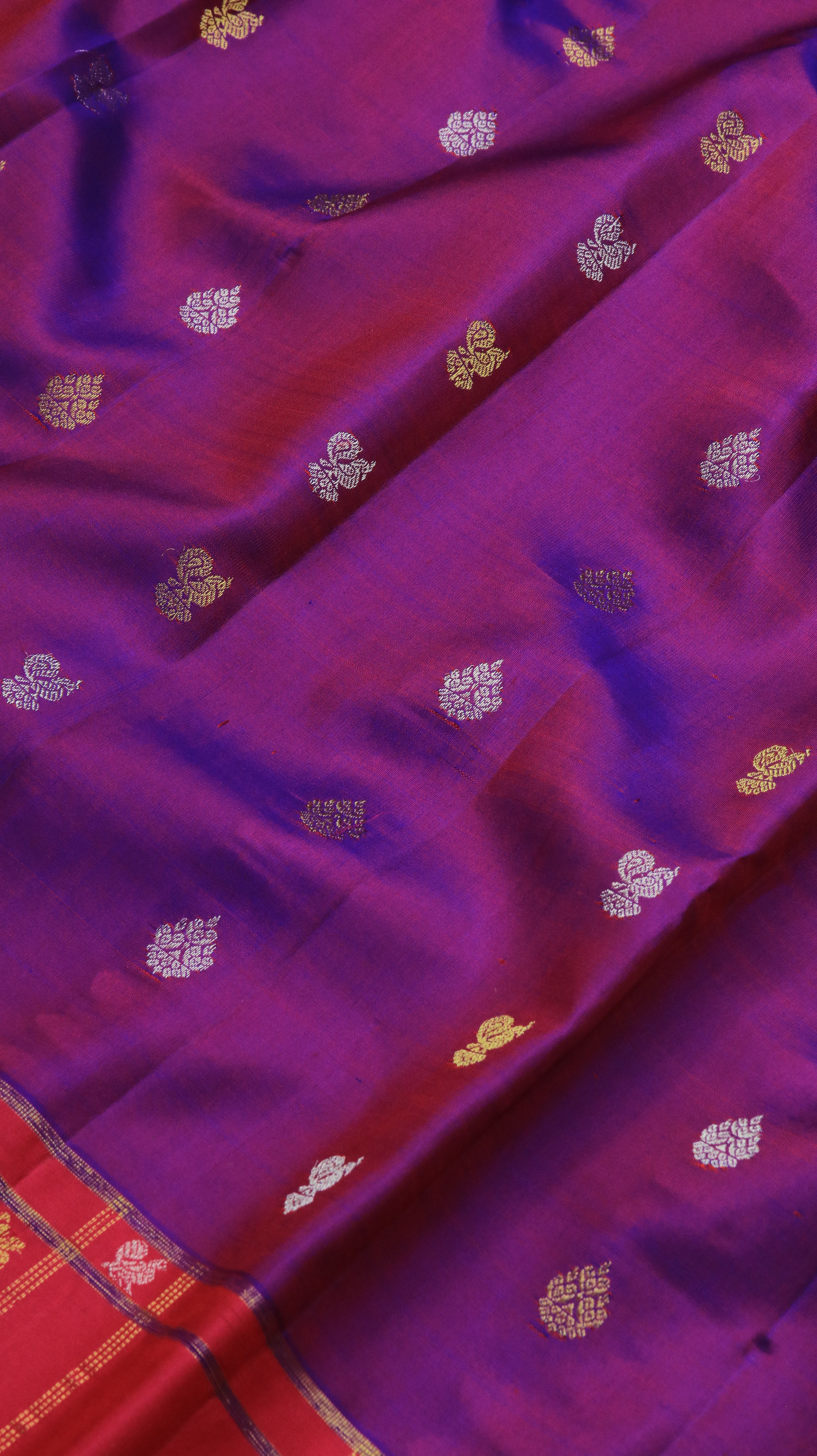 Crimson Orchid | Gadwal
