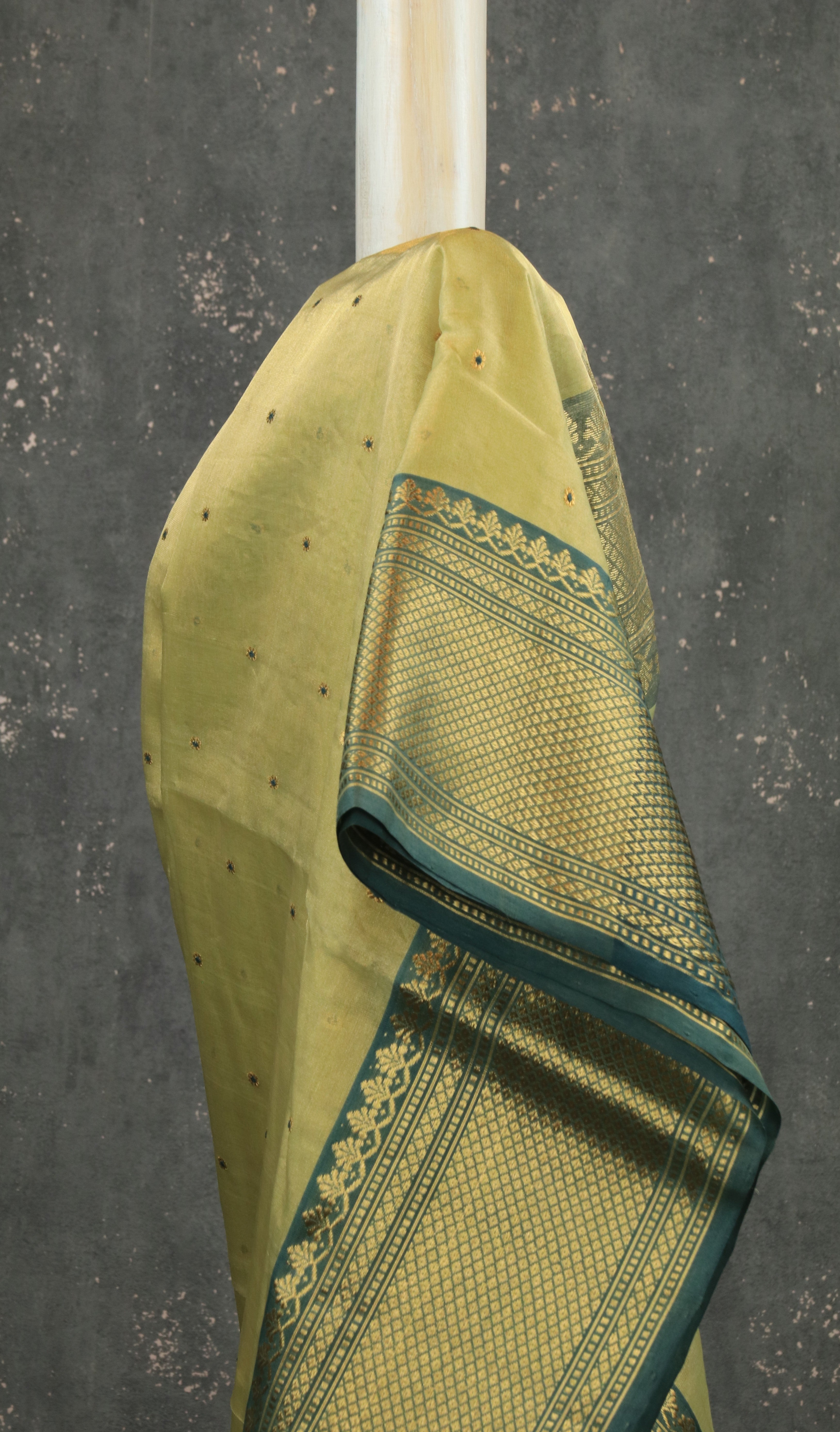 Olive Varnika | Chanderi