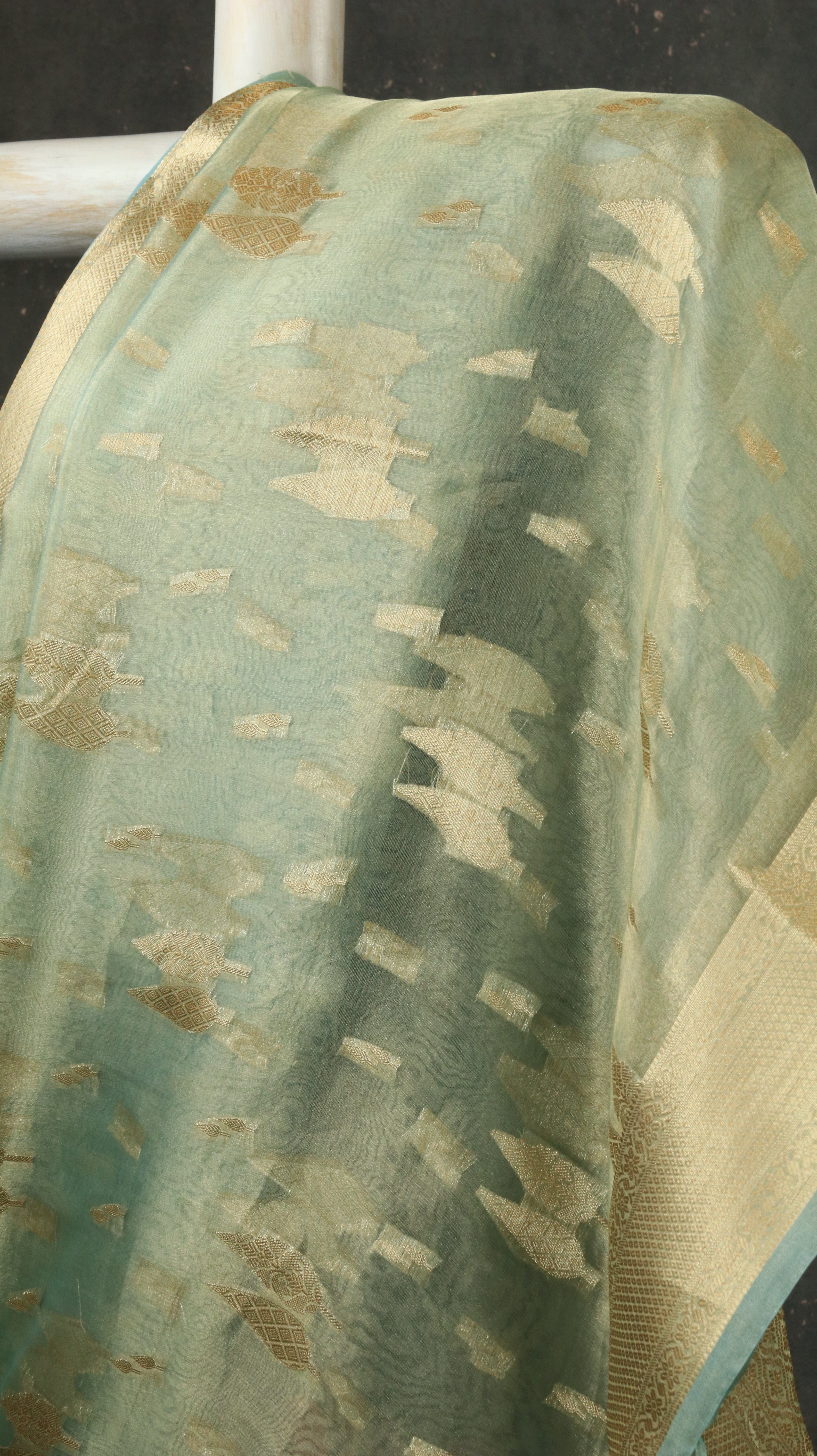 Ocean Bloom | Banarasi Tissue