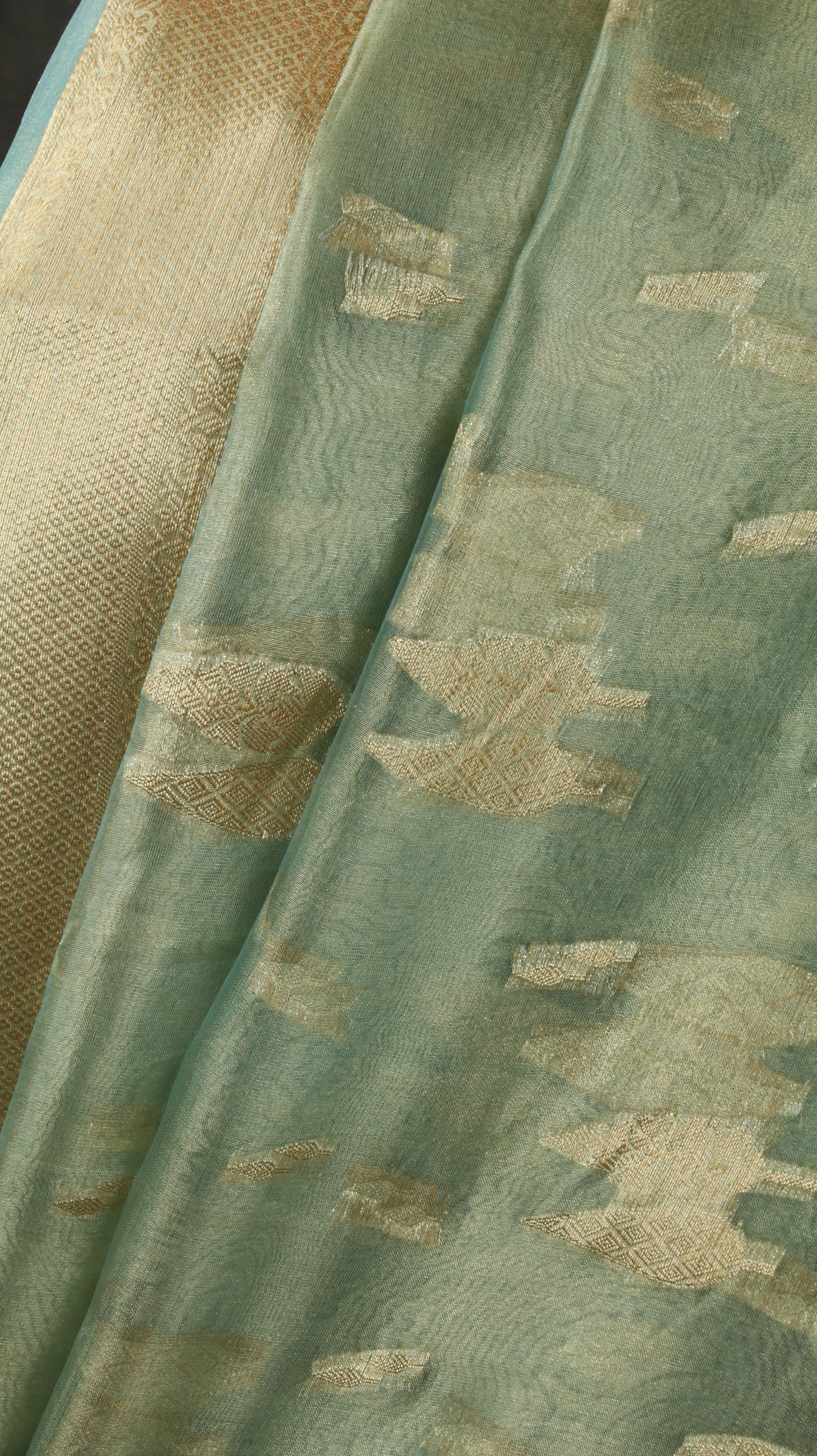 Ocean Bloom | Banarasi Tissue