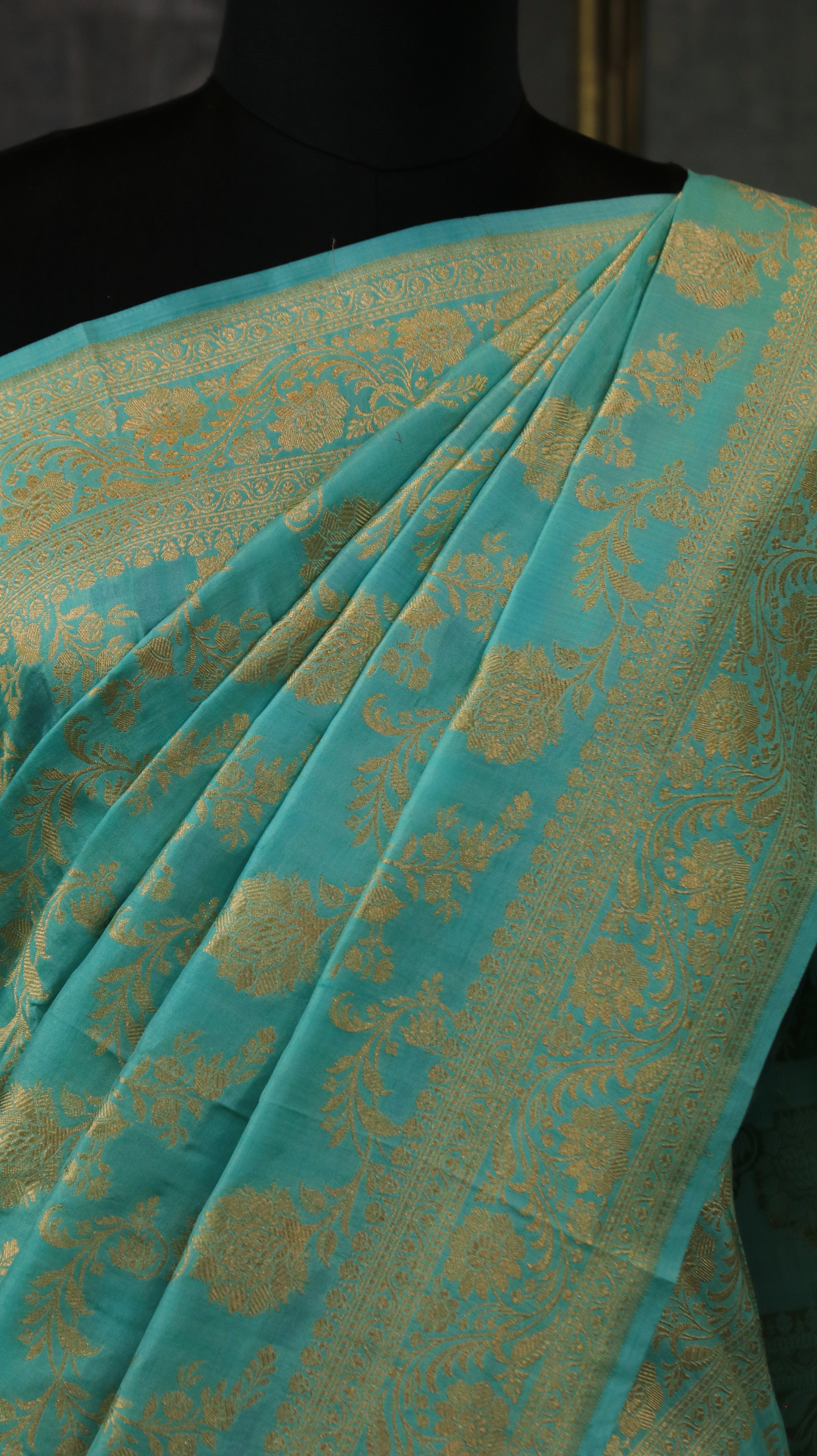 Aquareign | Banarasi