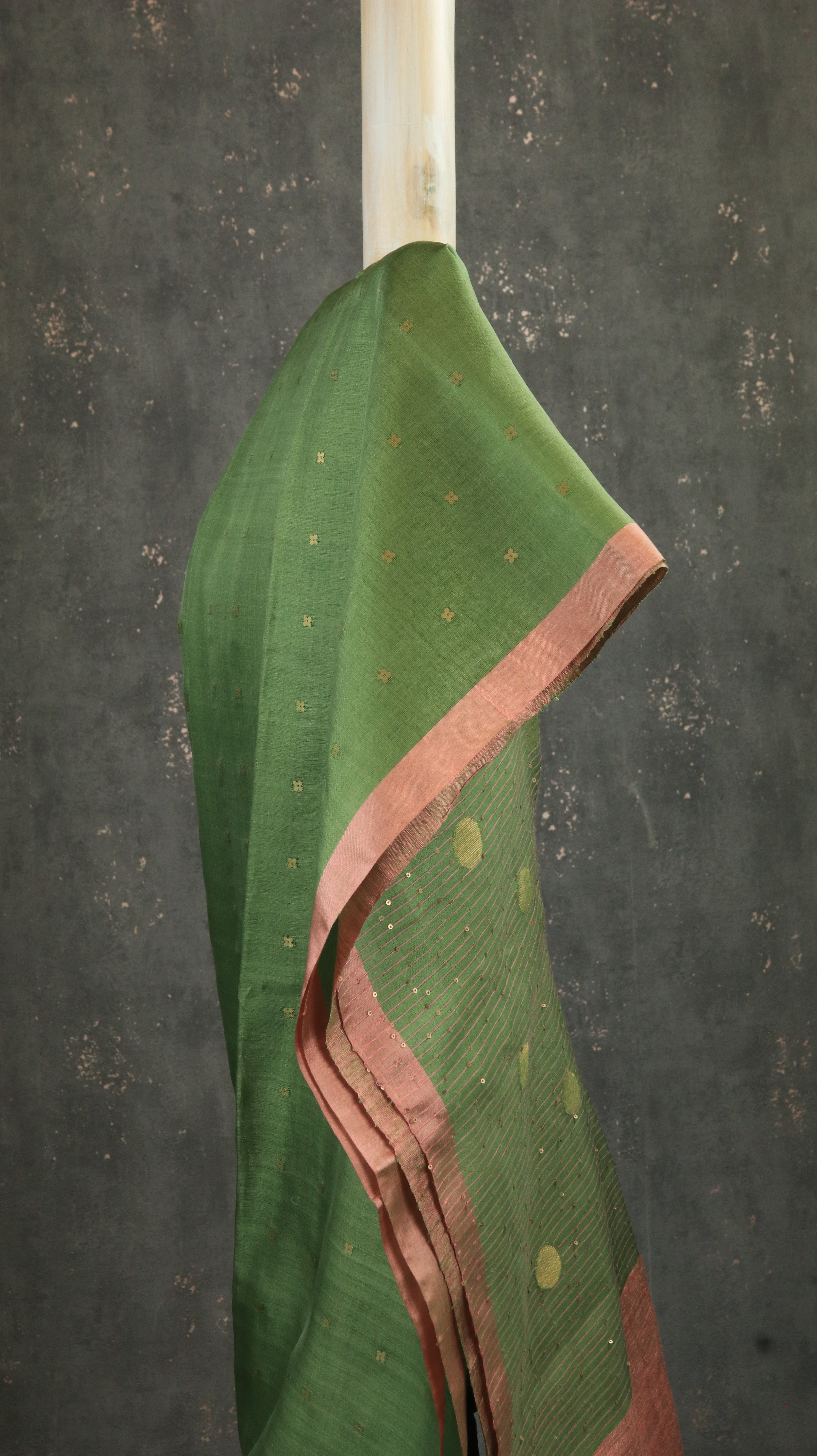 Olivelle| Tussar