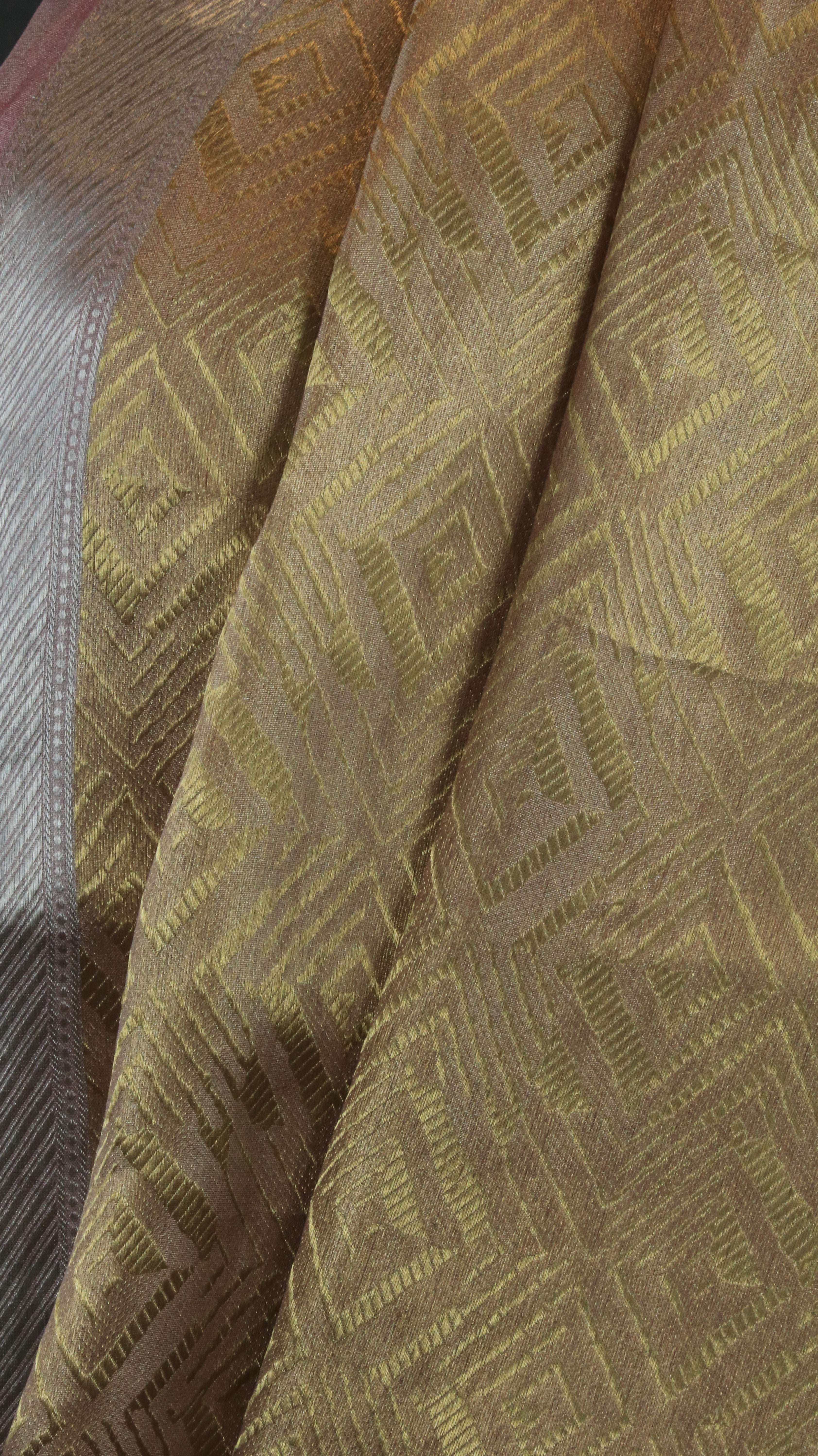 Lustre Gold | Banarasi