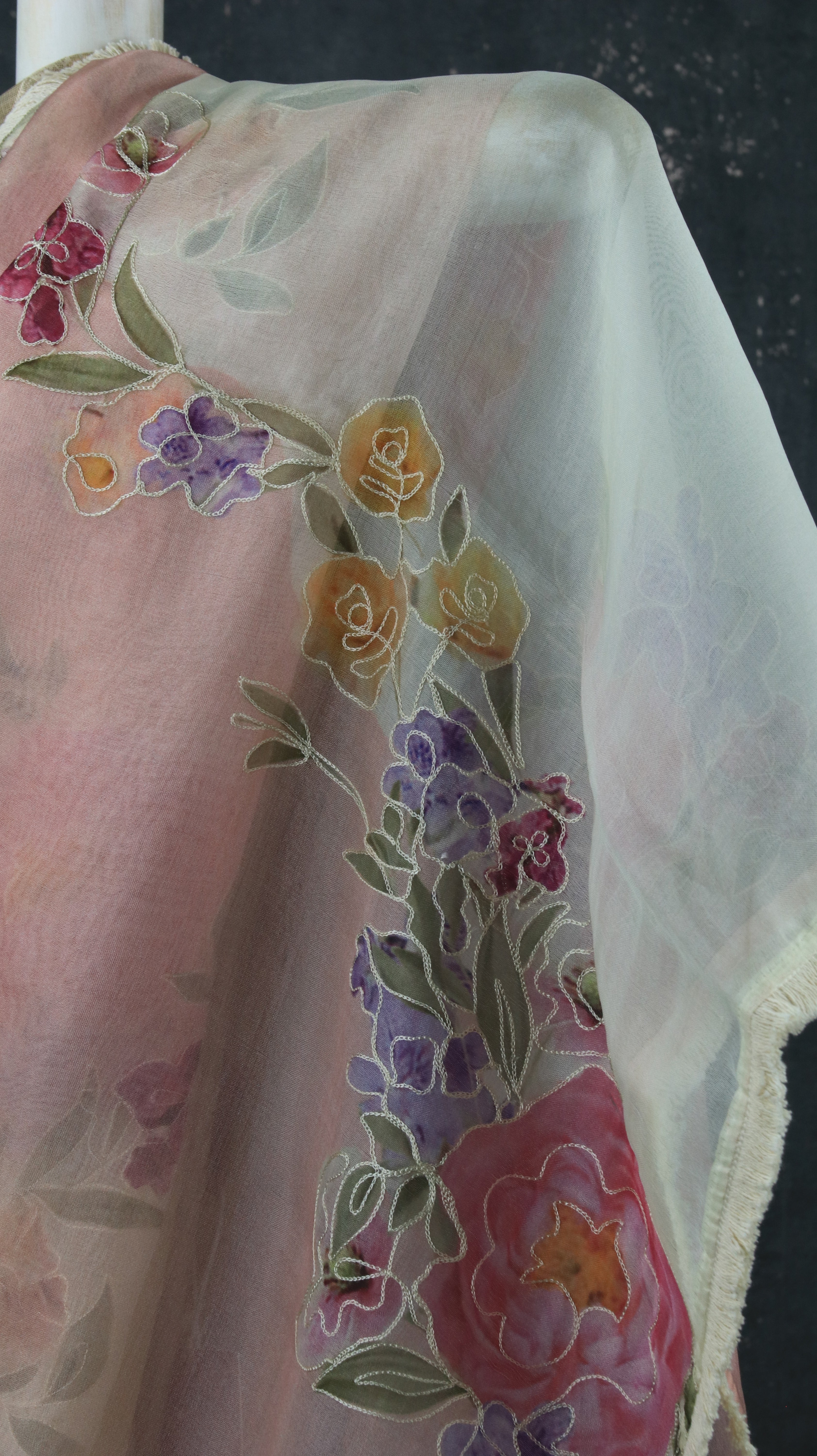 Gulnaar Vaayu | Organza