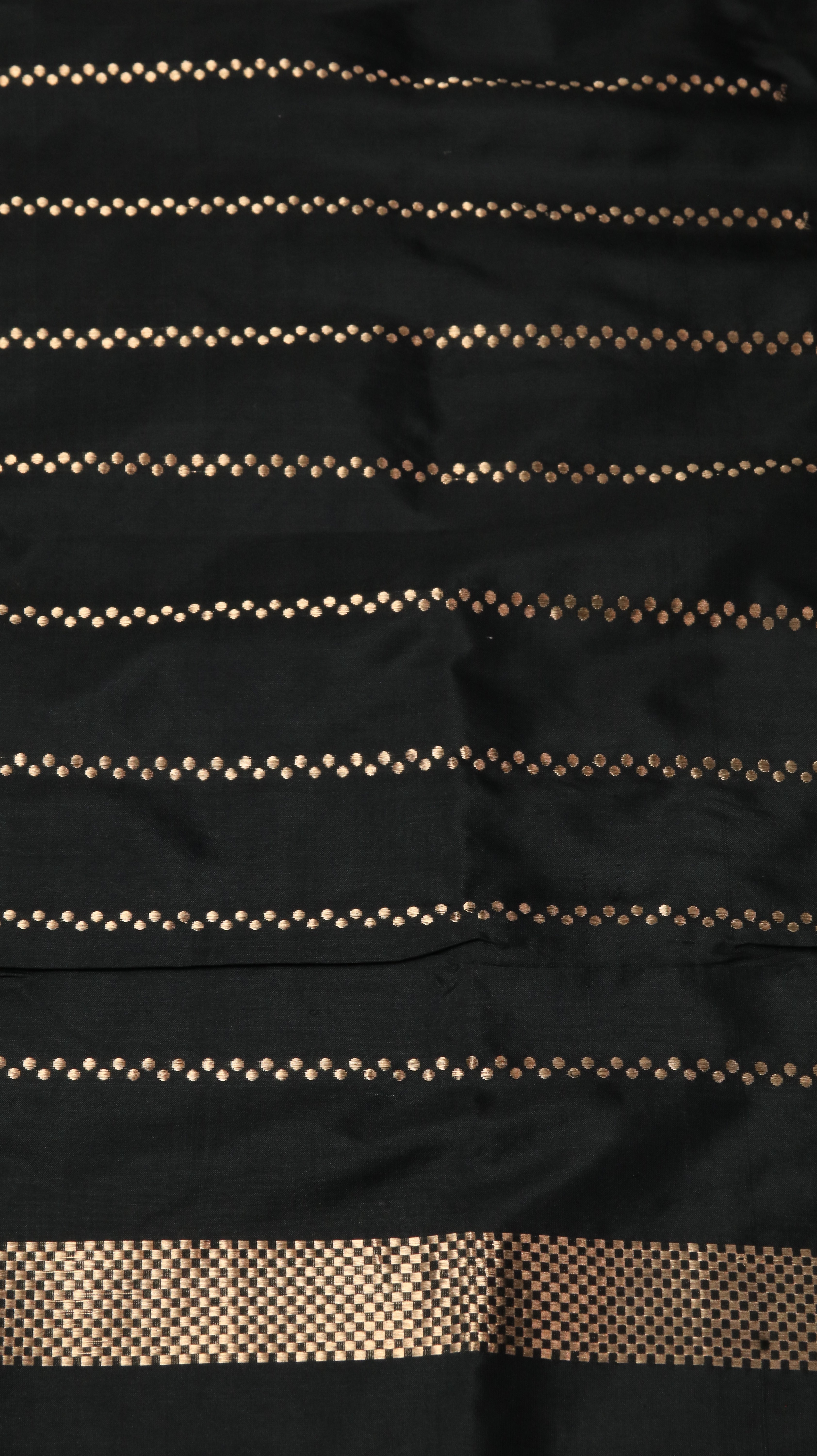 Sable Empress | Banarasi