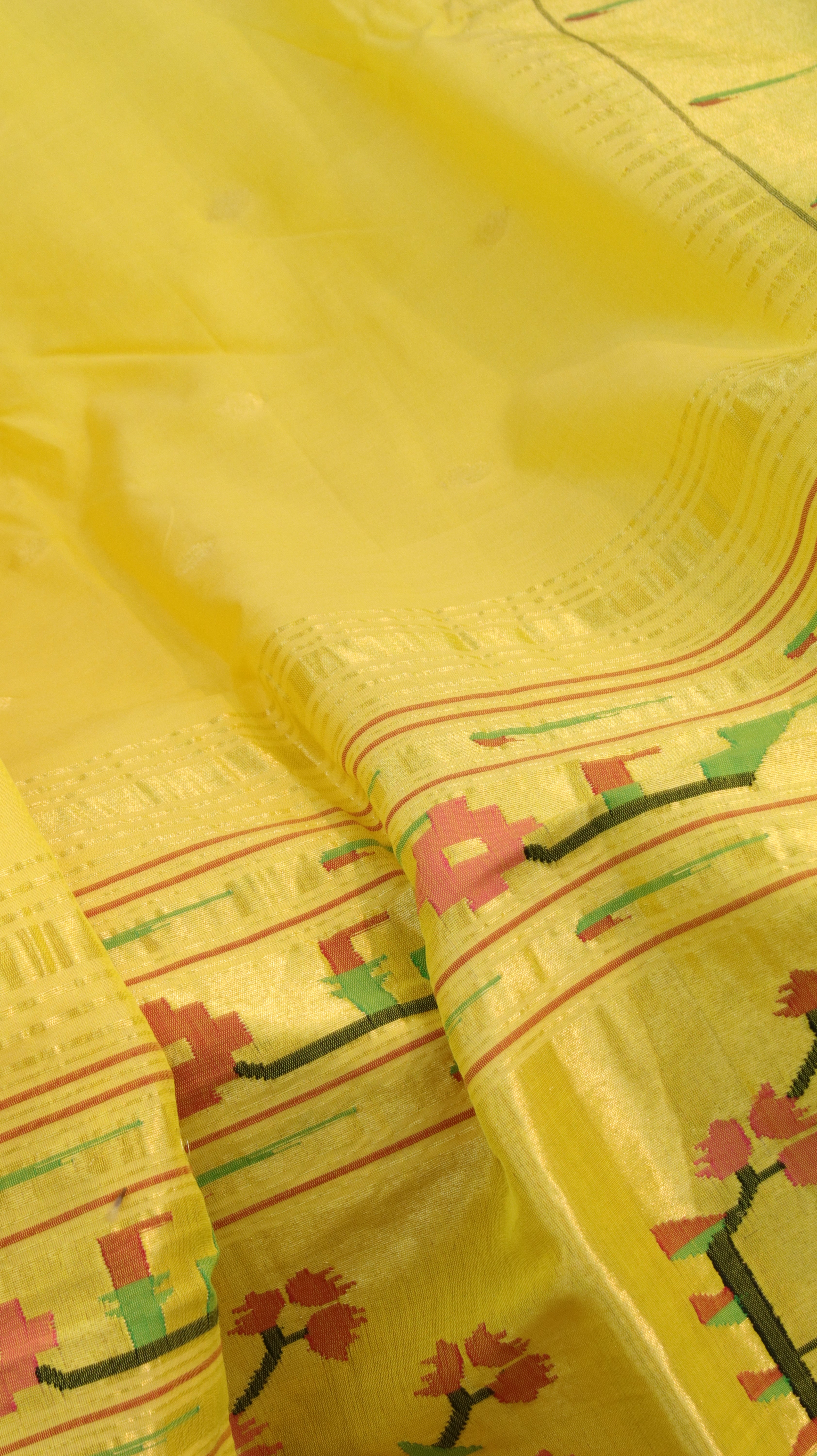 Kanchan Haldi | Paithani