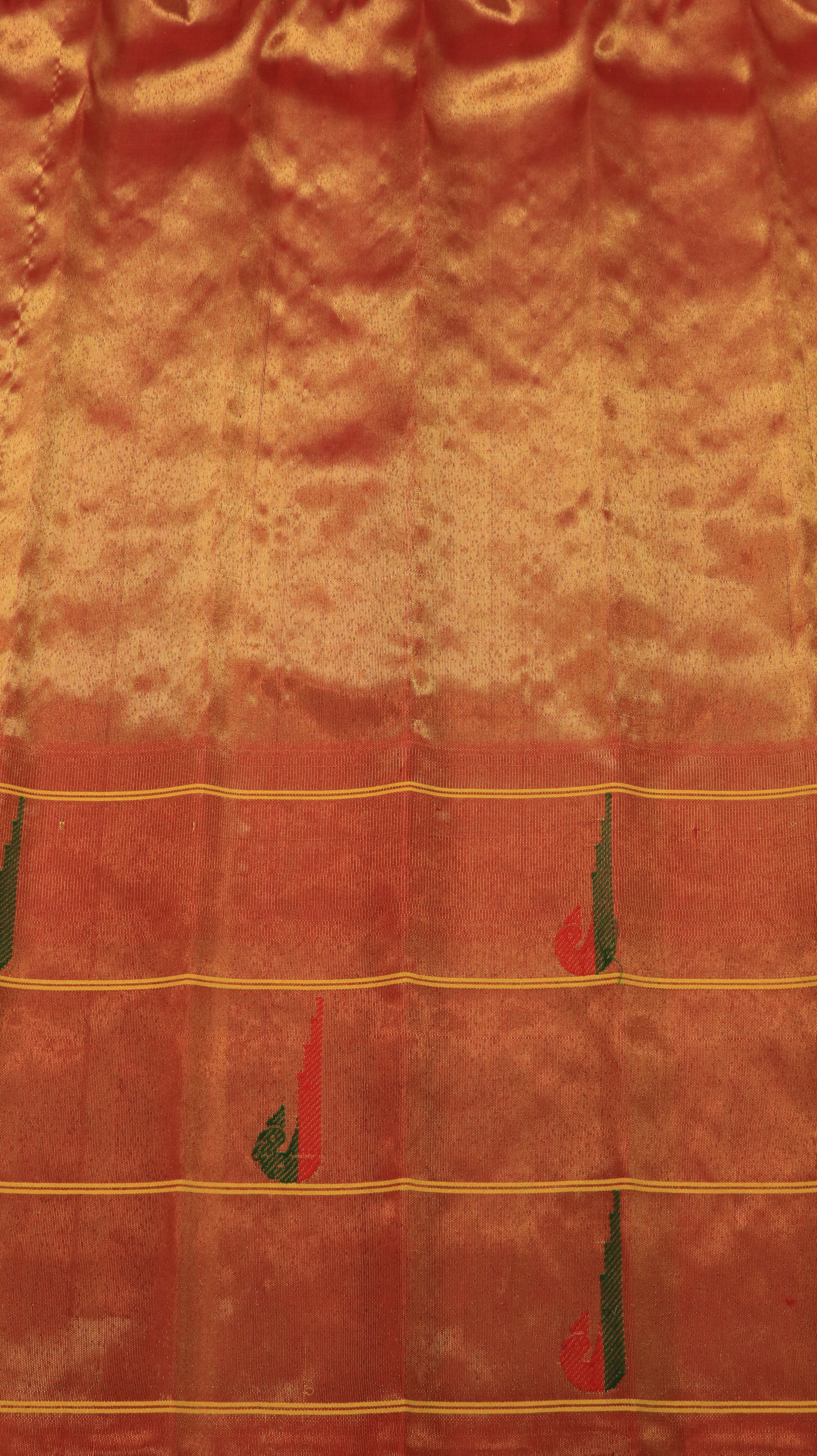 Crimson Royalty | Gadwal