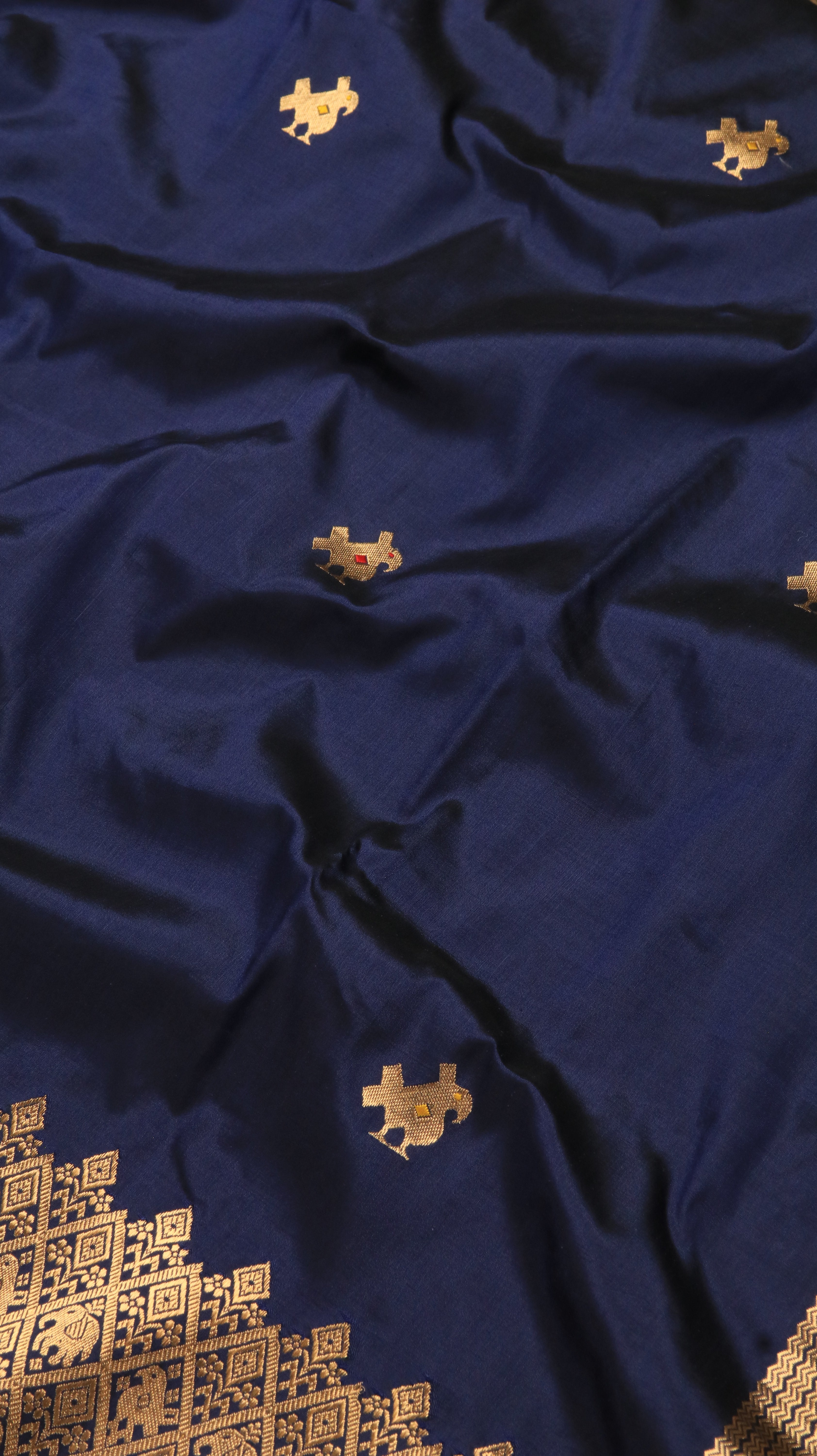 Sapphire Sovereign | Banarasi