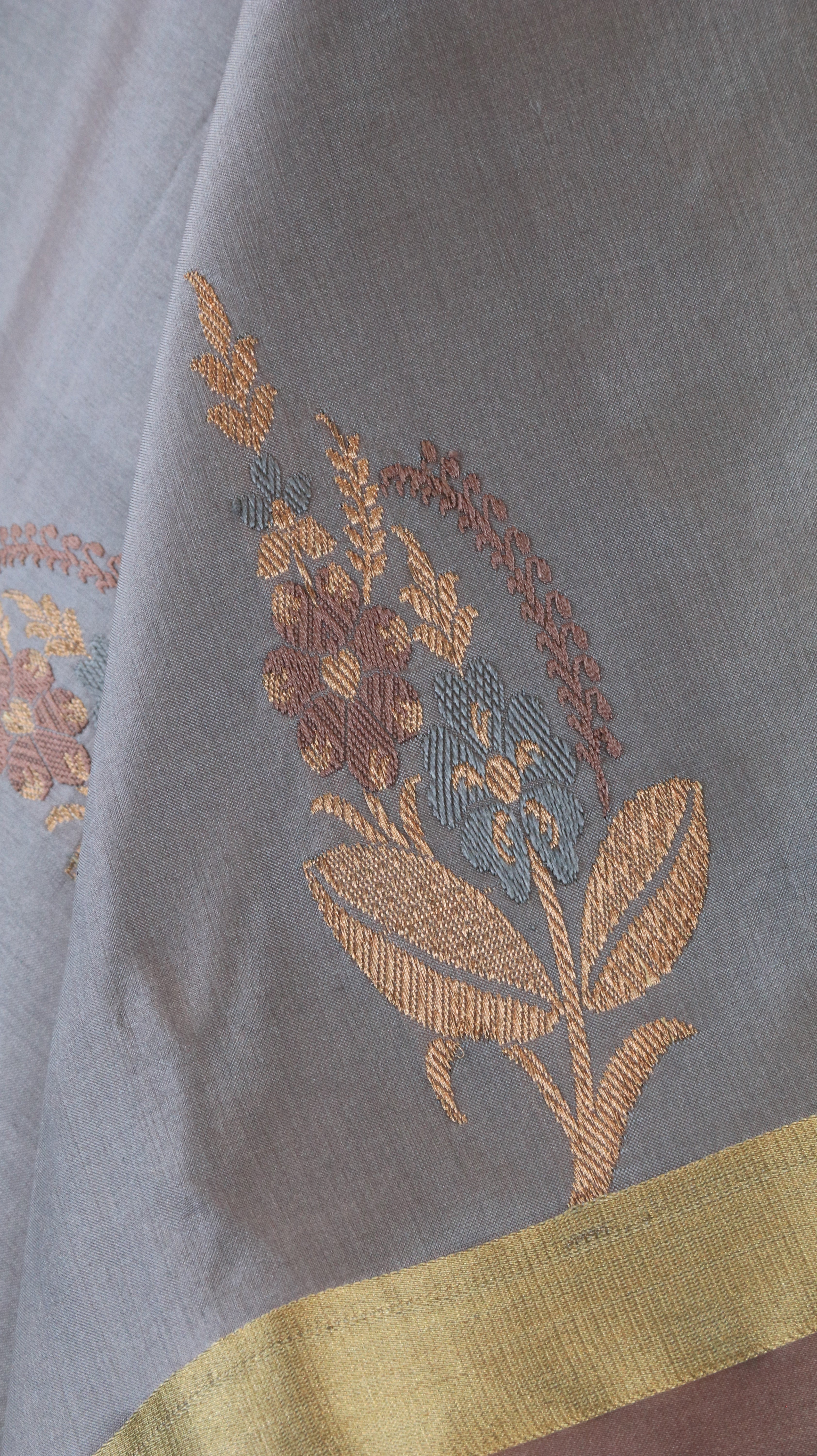 Steel Orchid | Banarasi