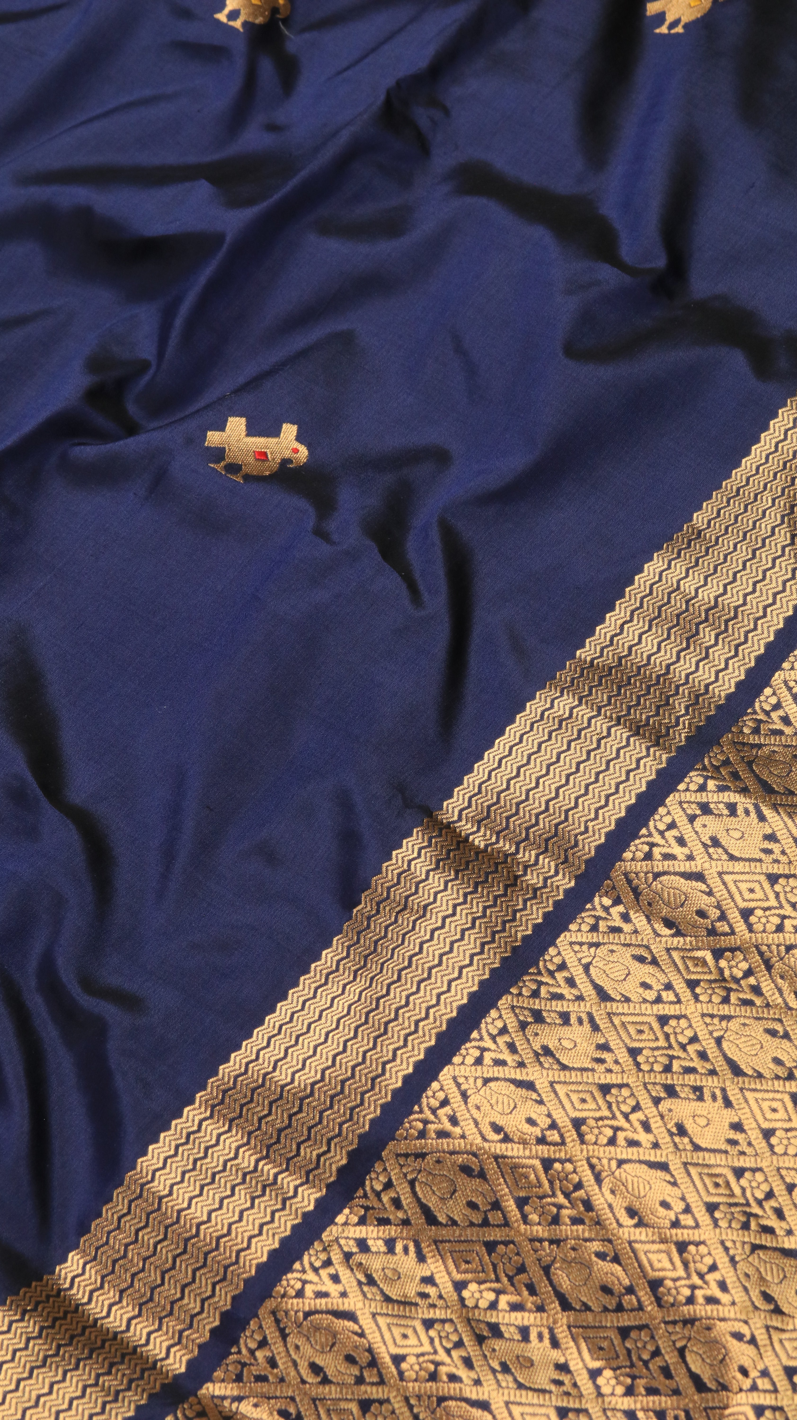 Sapphire Sovereign | Banarasi