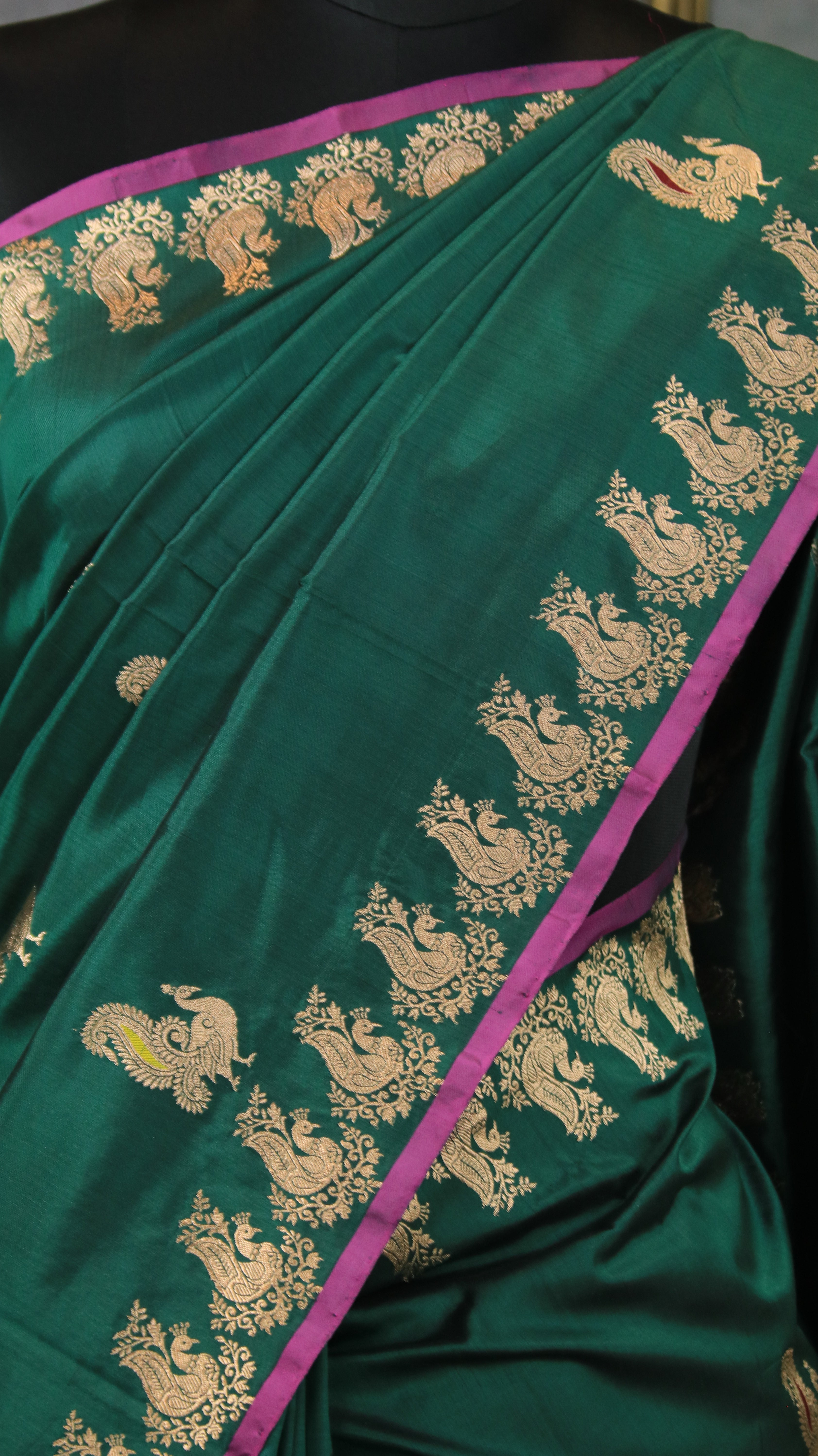 Jade Majesty | Banarasi