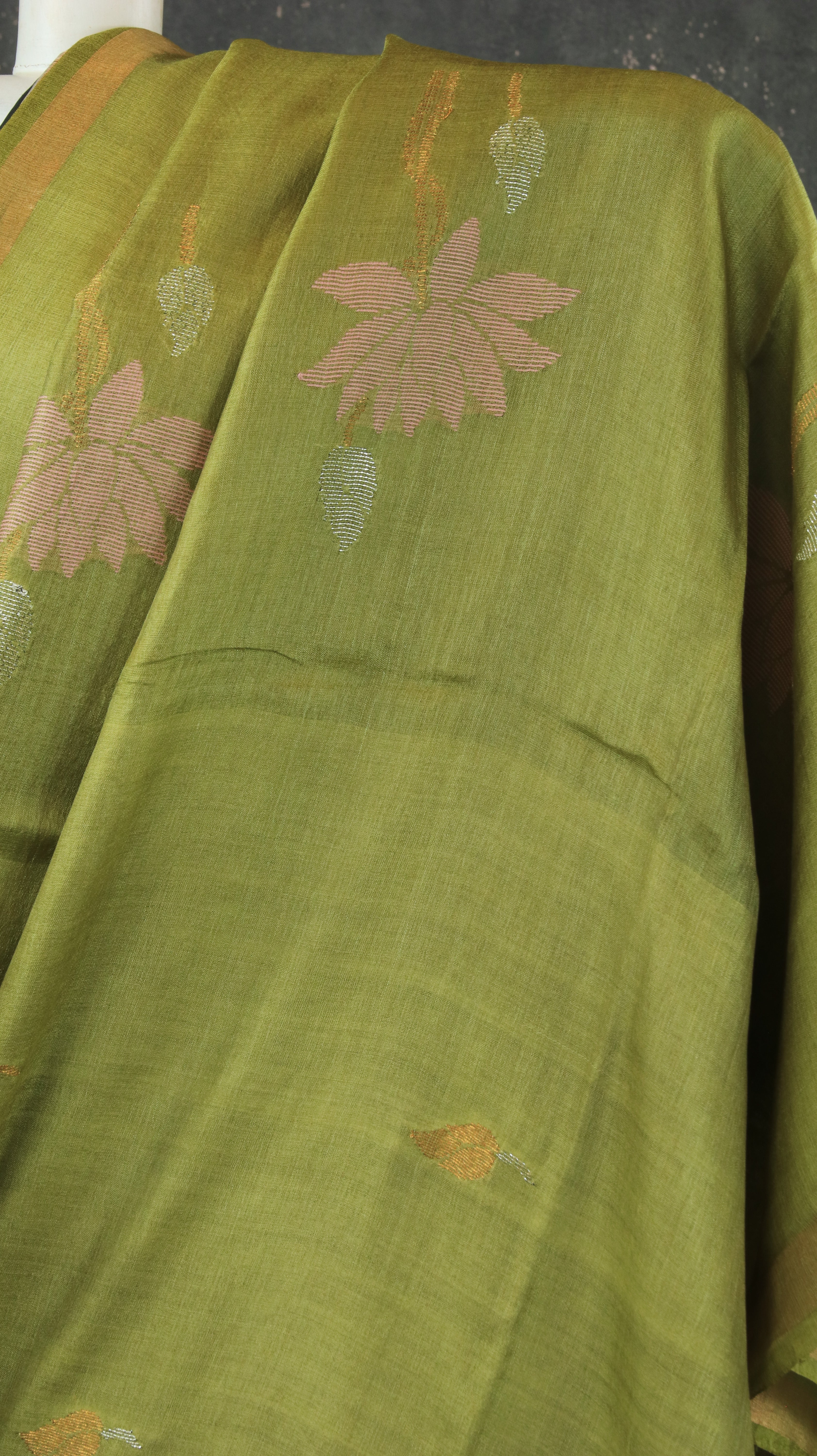 Harita Padmam | Tussar