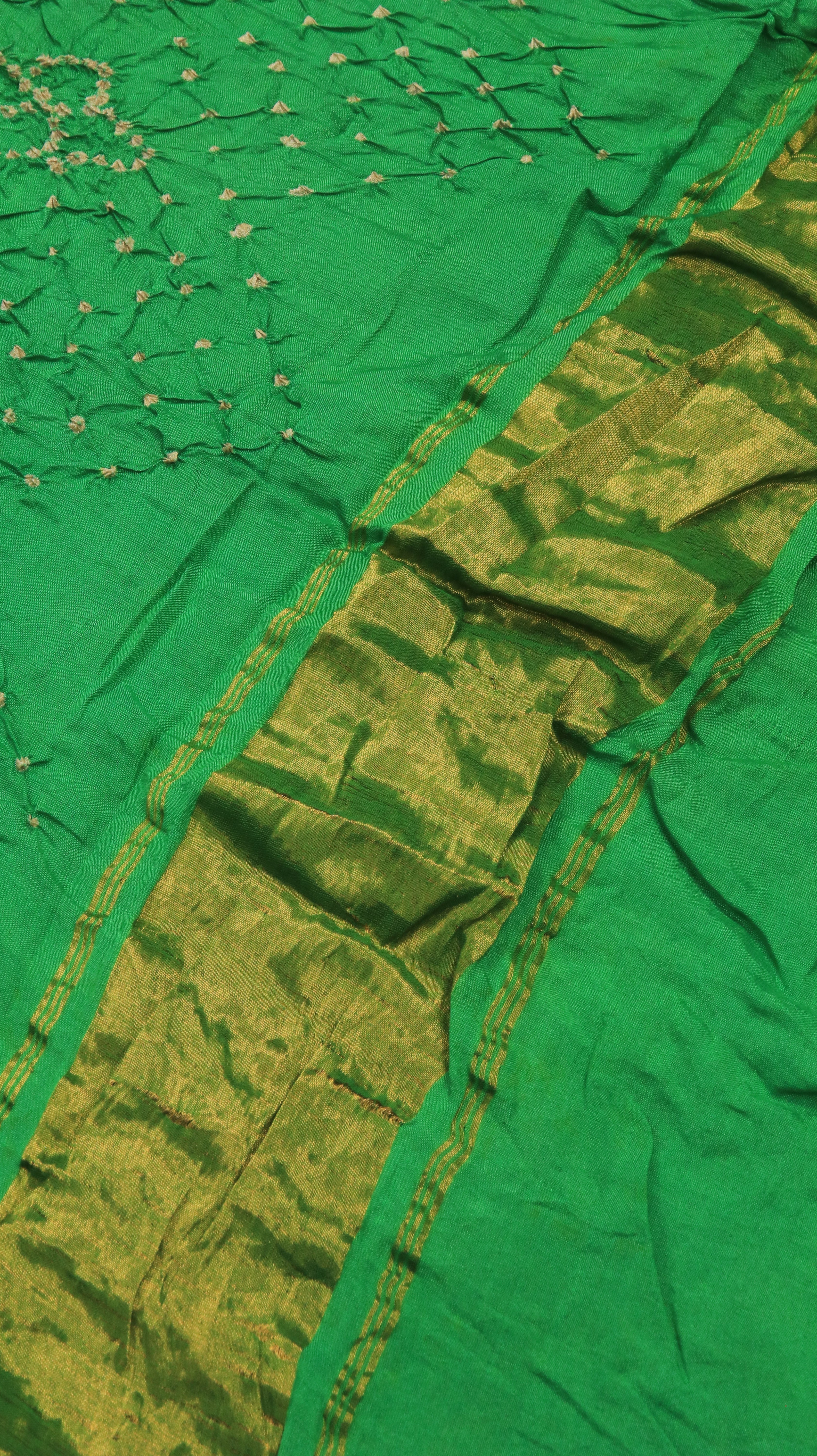 Vanya | Bandhani