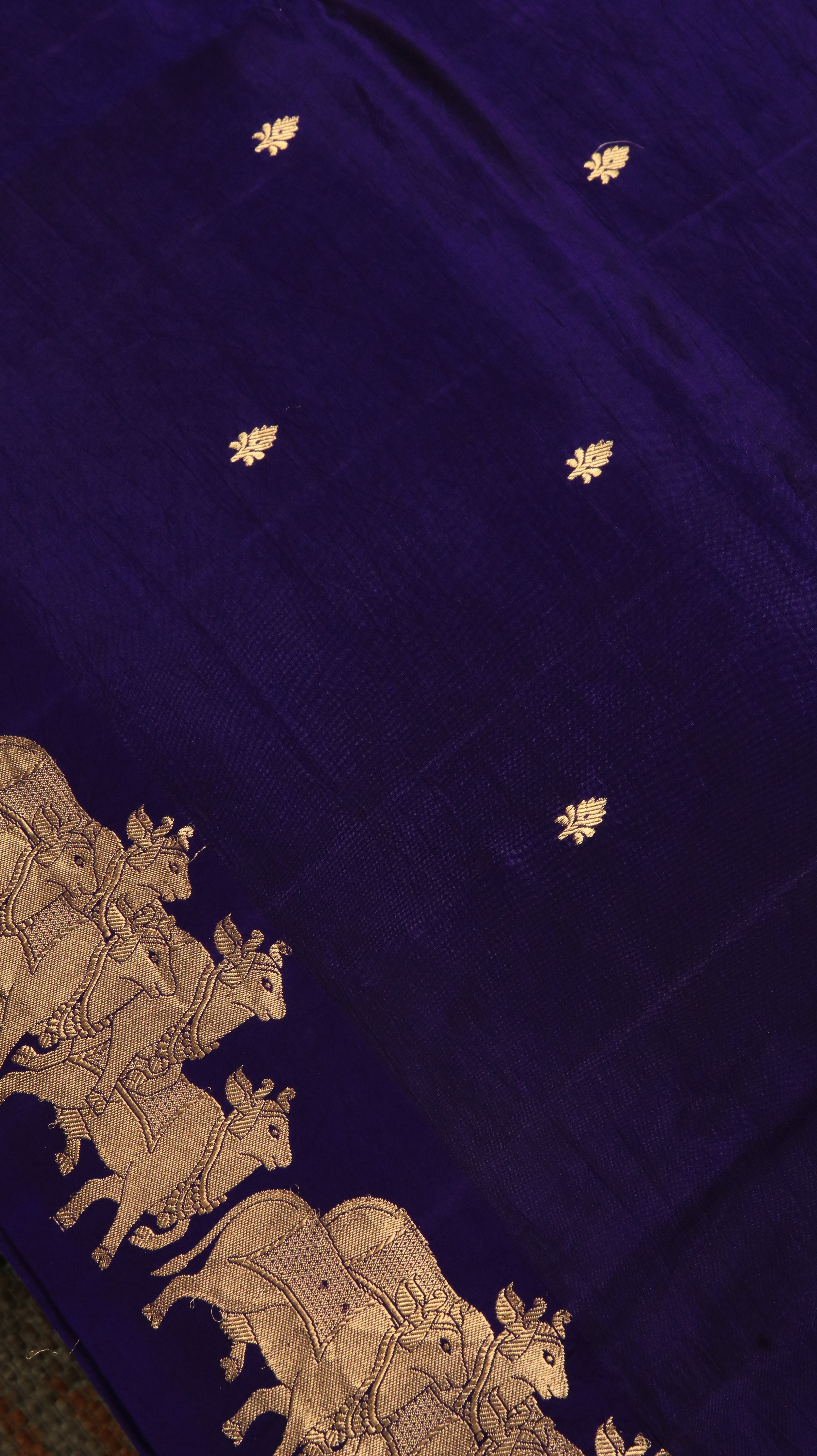 Indigo Majesty | Banarasi