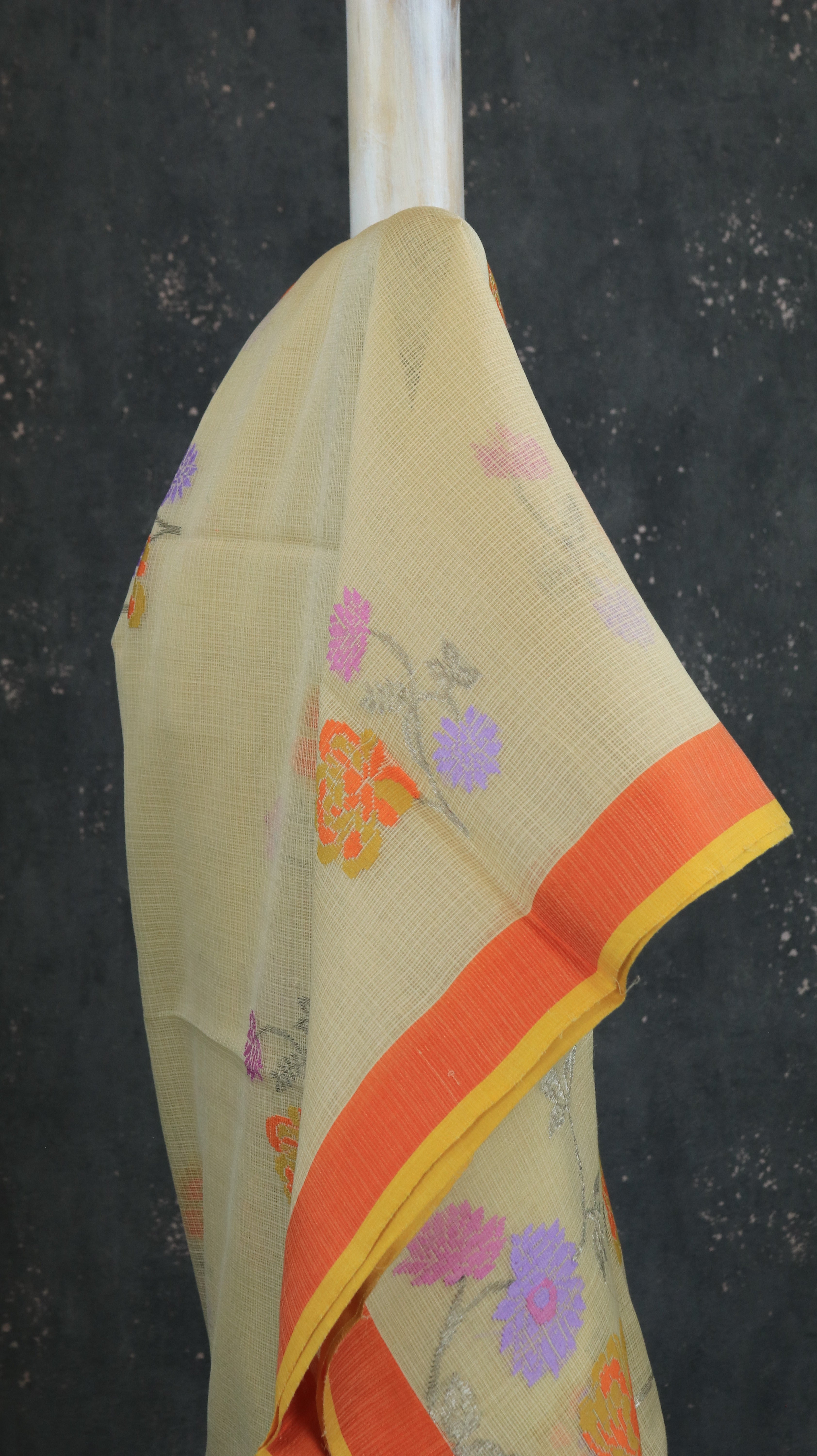 Surangi | Zari Kota