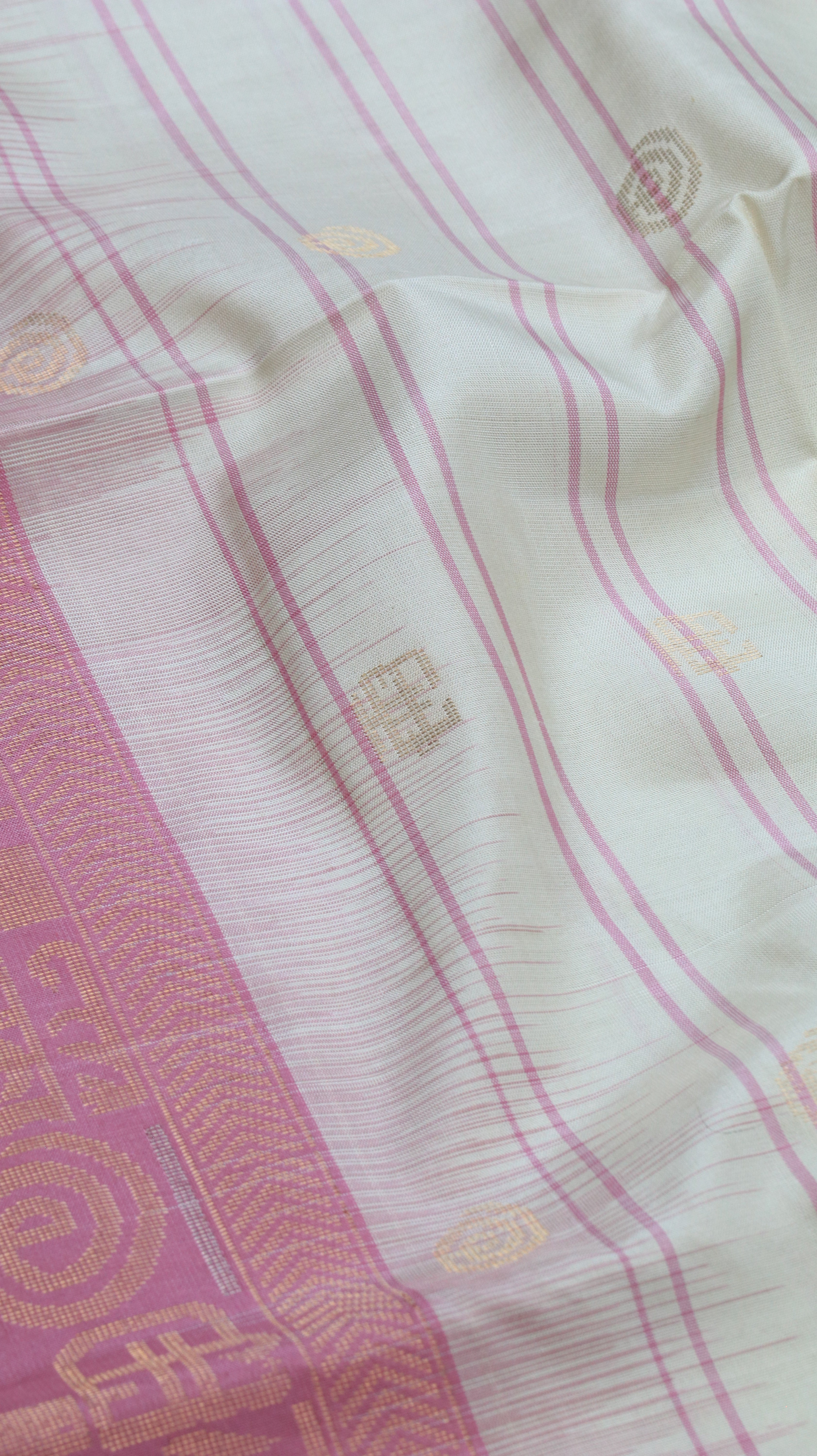 Ivory Whispers | Kanjivaram