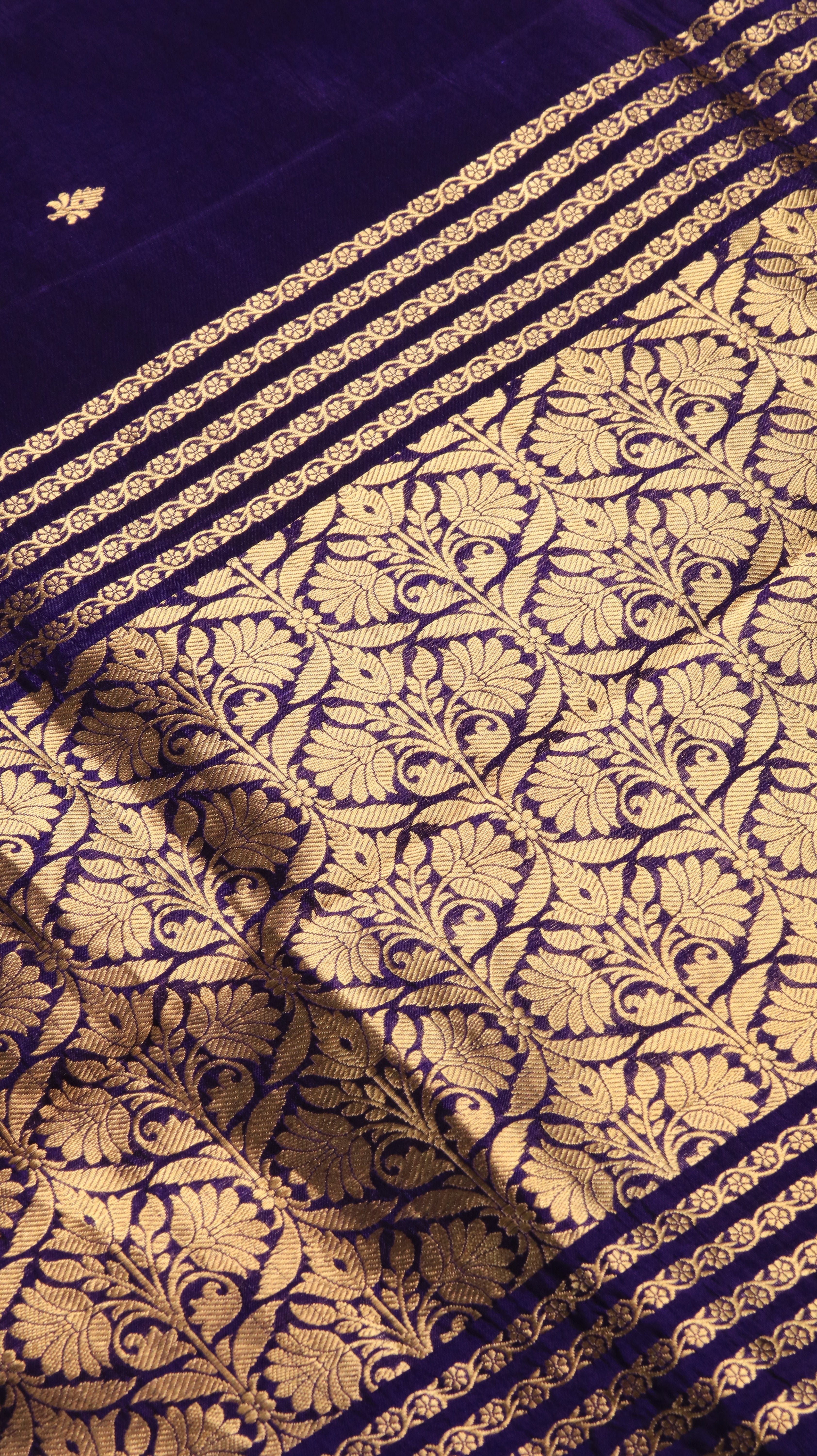 Indigo Majesty | Banarasi