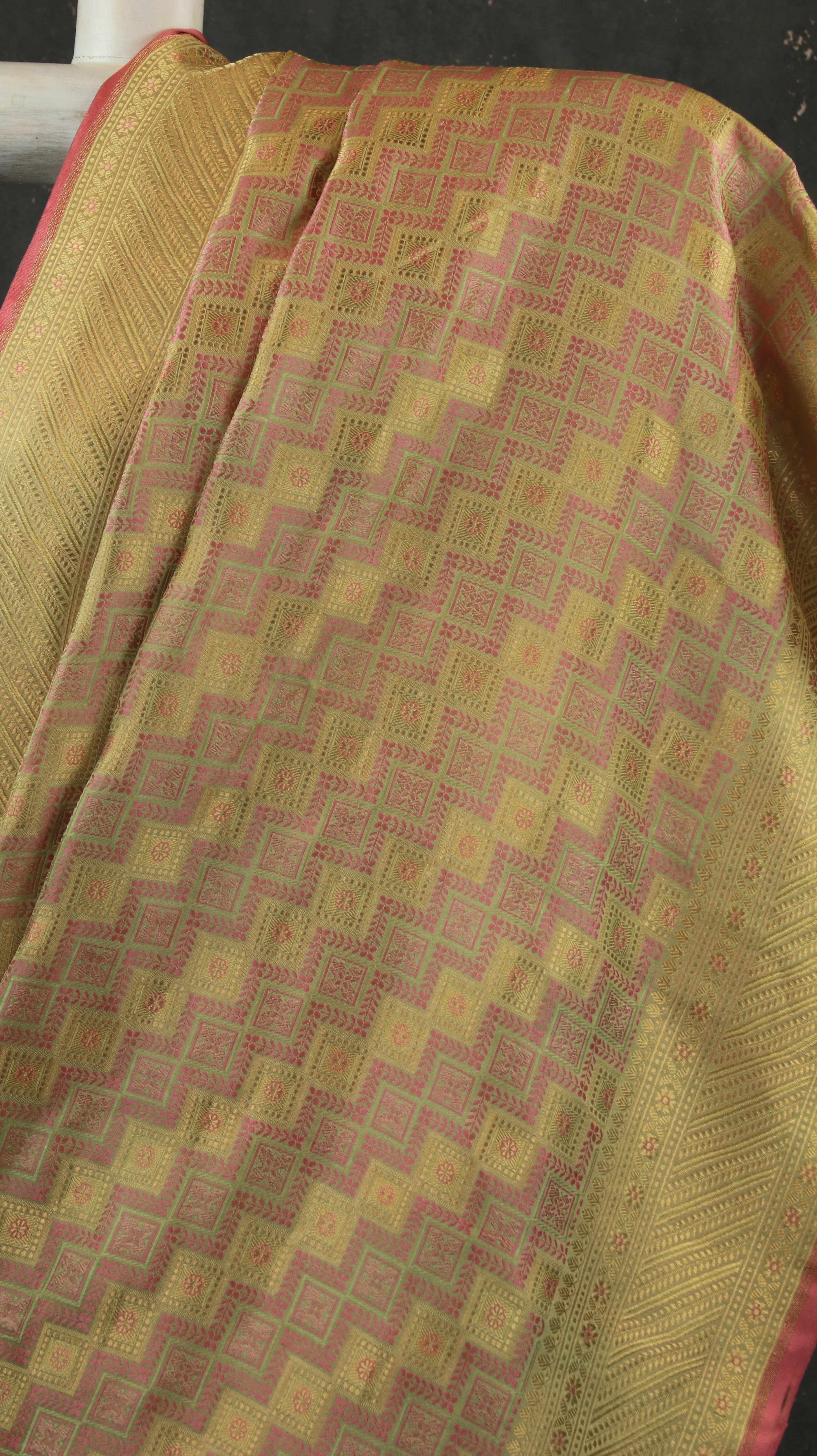 Gilded Darpana  | Banarasi