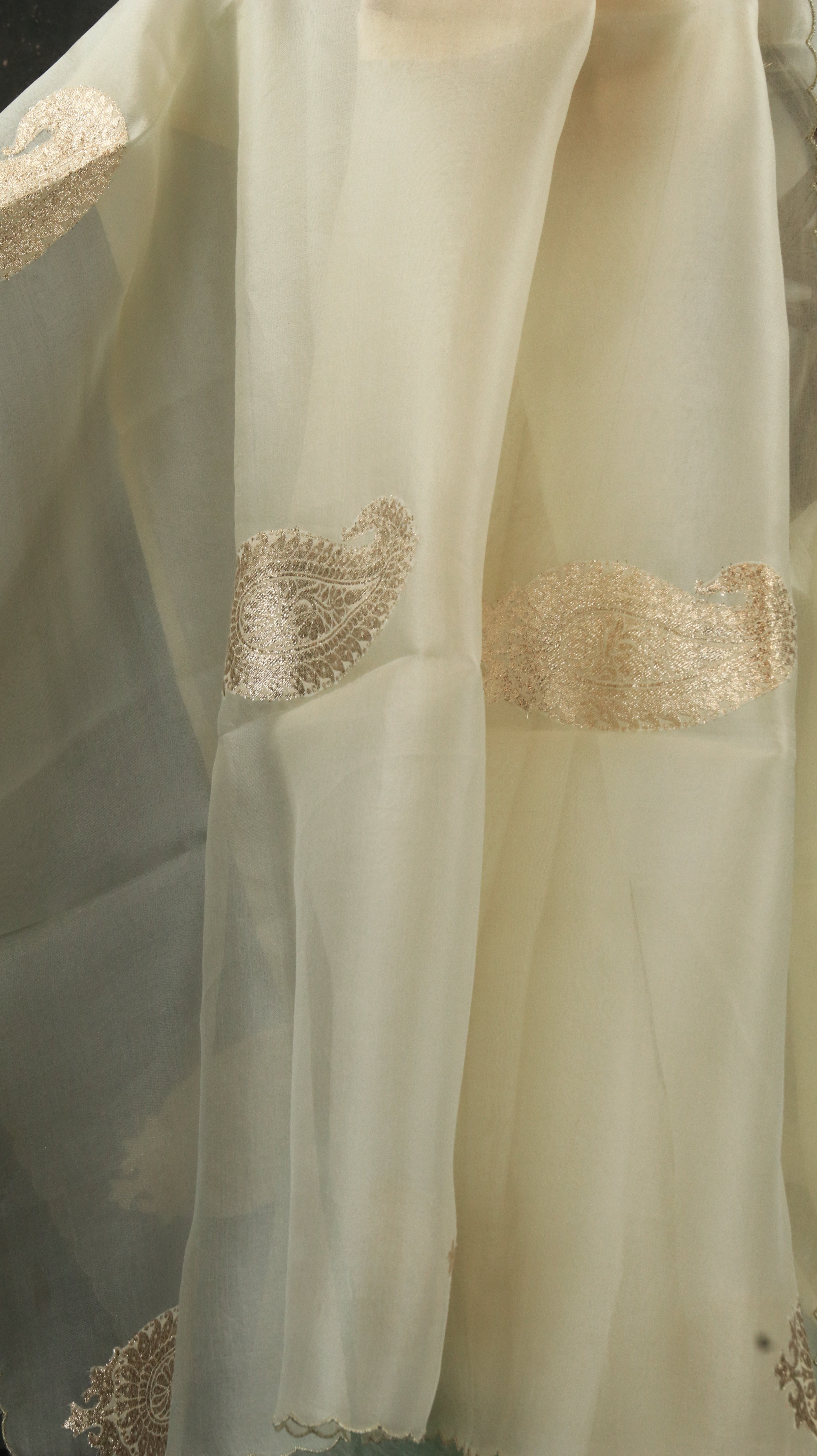 Ivoriah | Organza