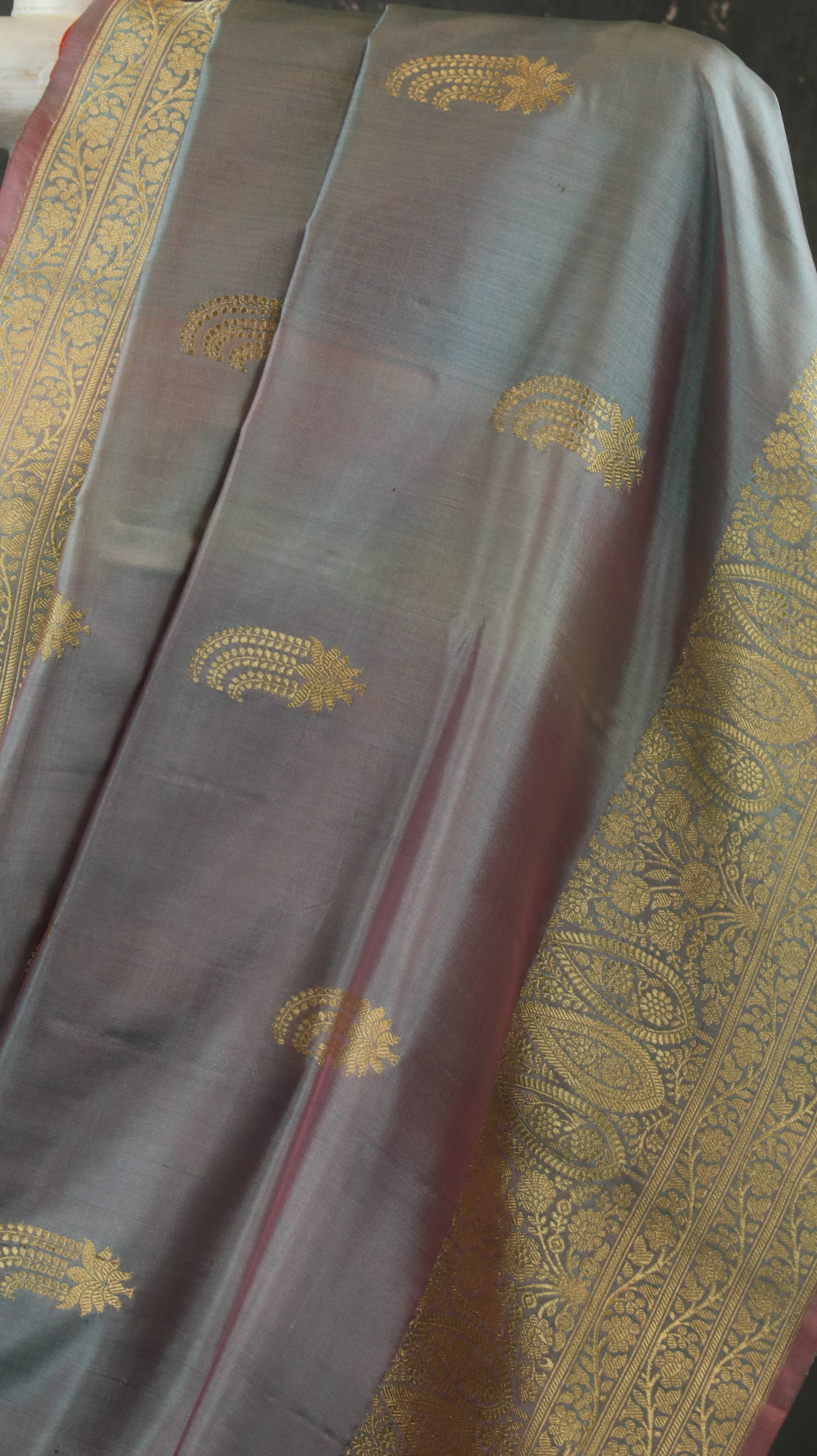 Dusky Dewdrop | Banarasi