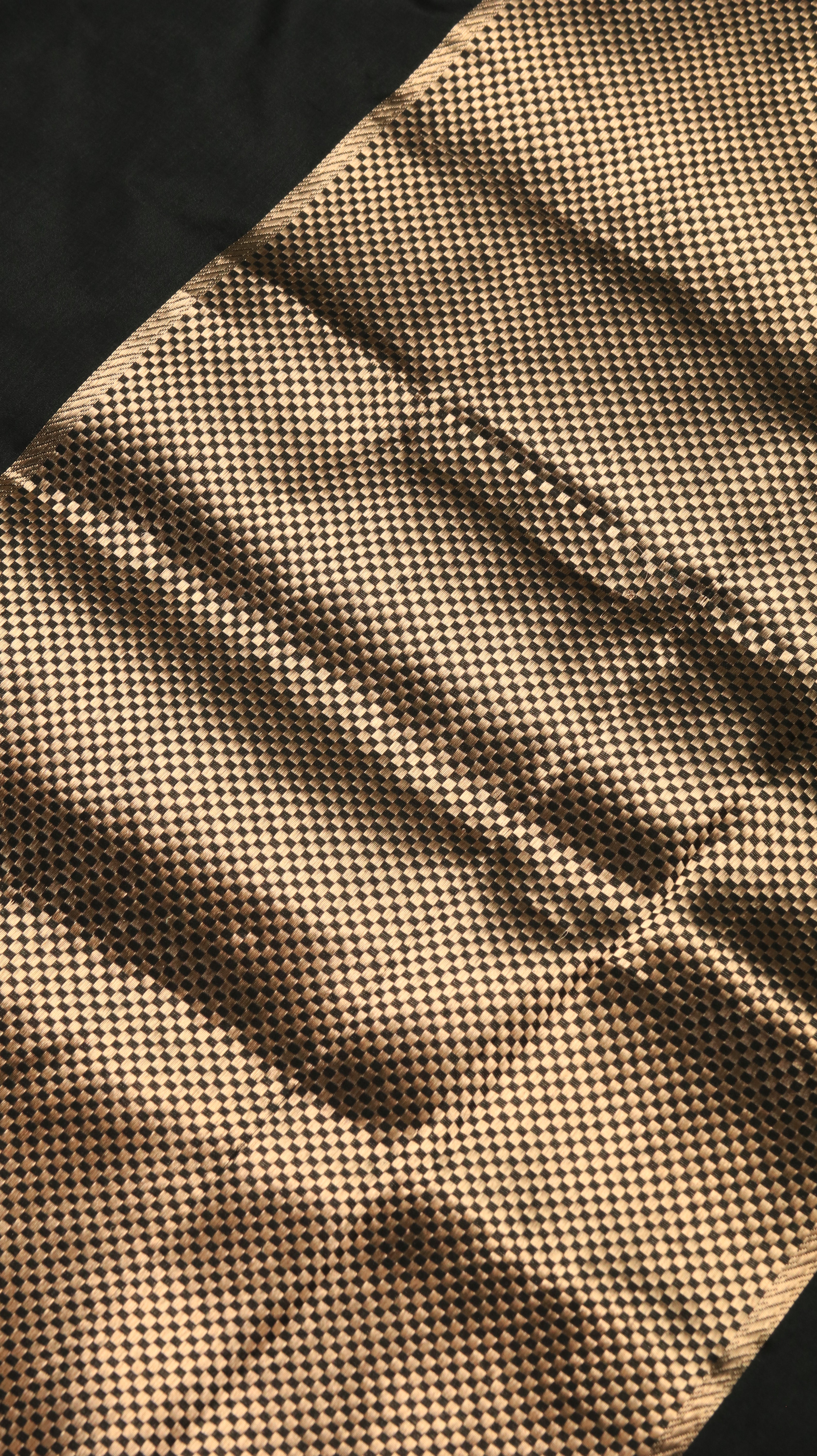 Sable Empress | Banarasi