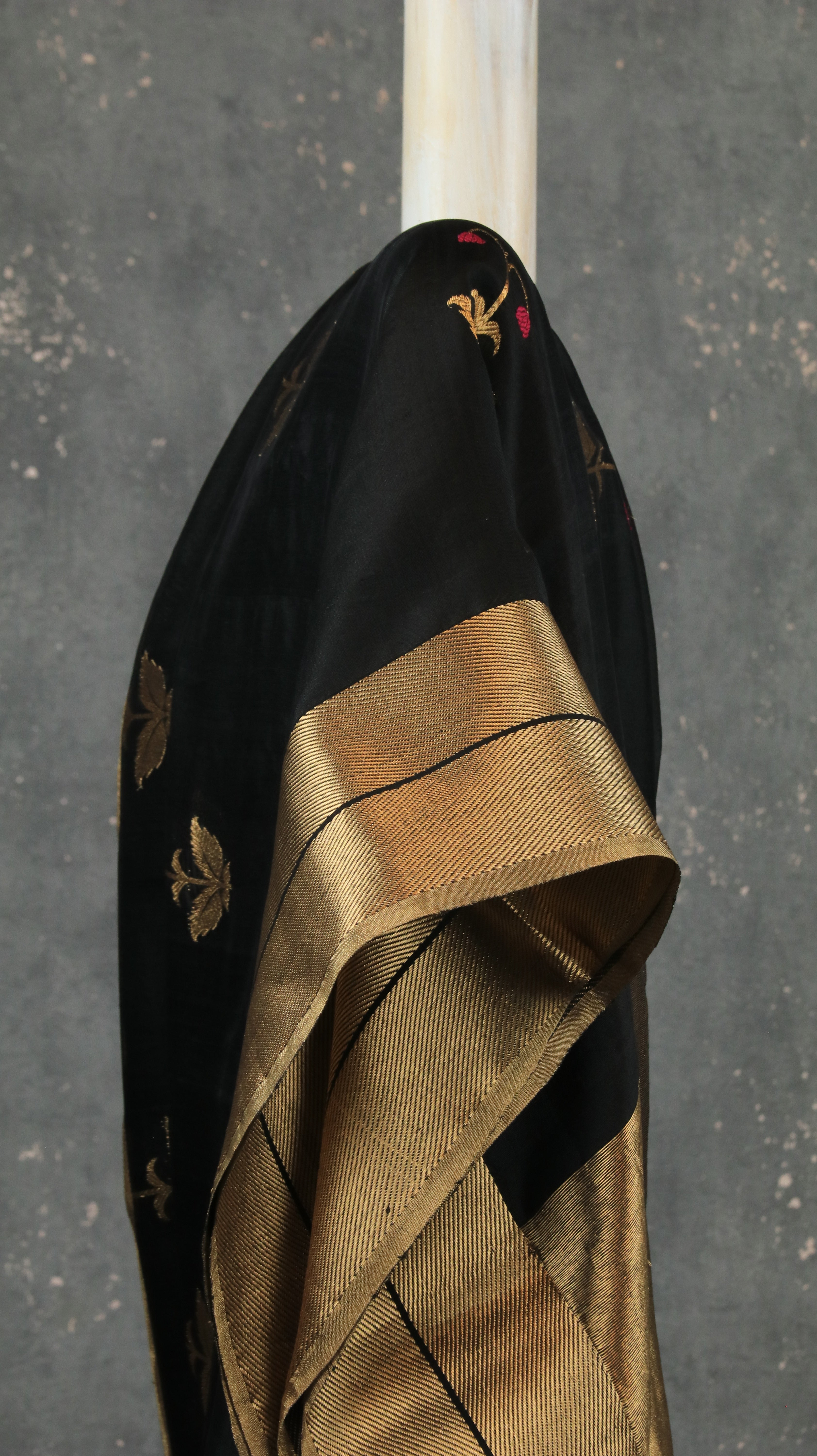 Black Nectar | Chanderi