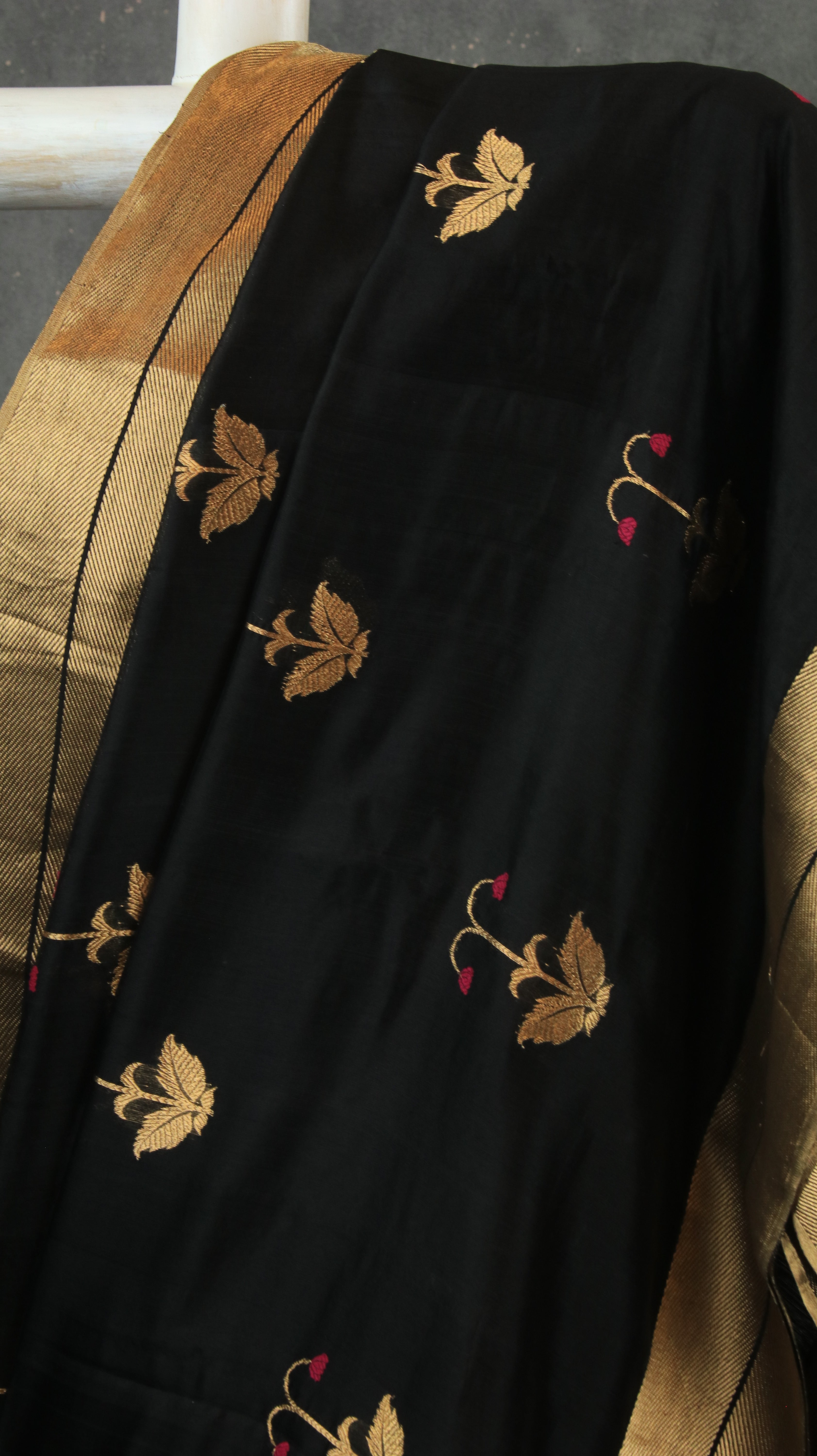 Black Nectar | Chanderi