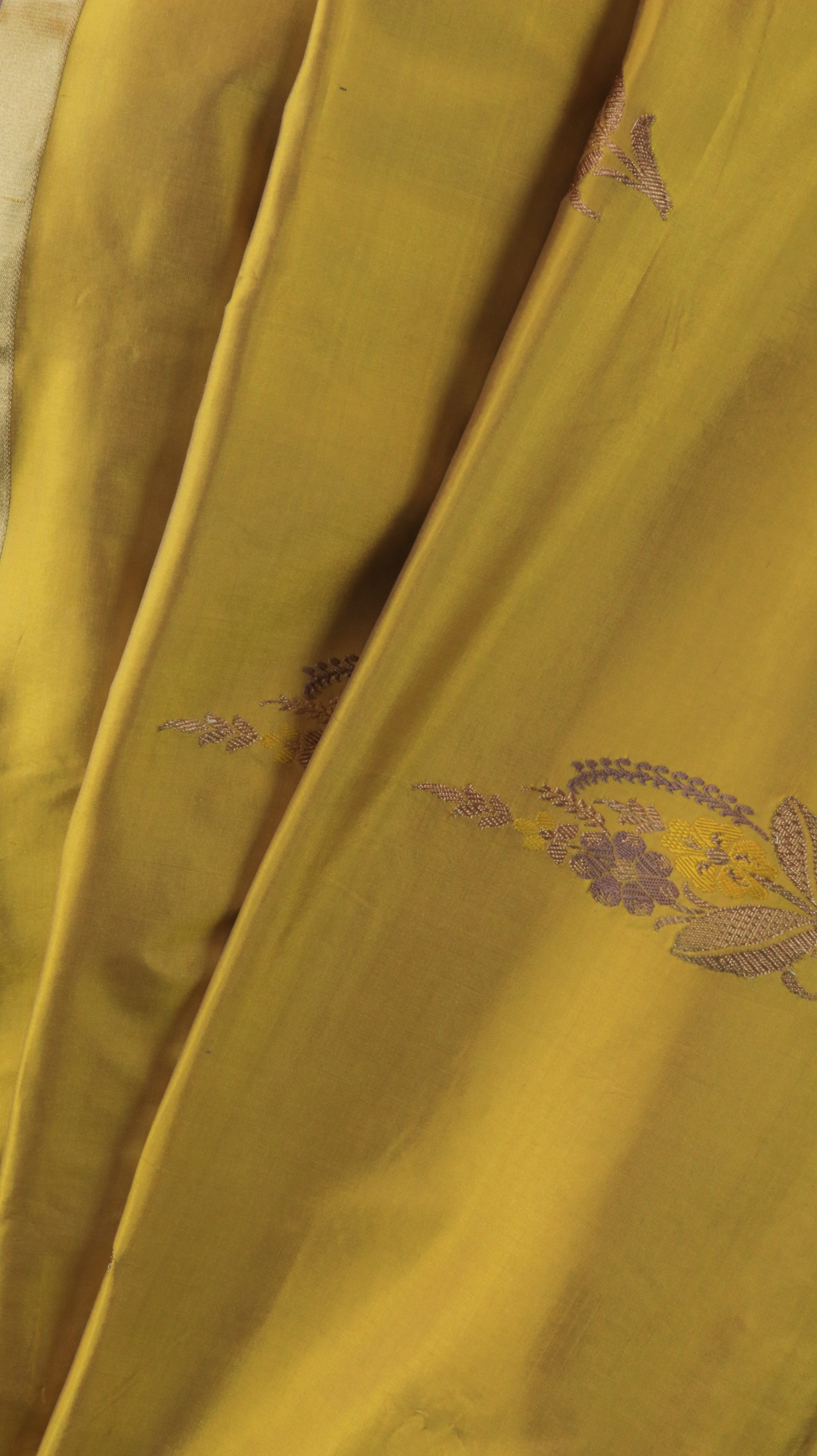 Blooming Marigold | Banarasi