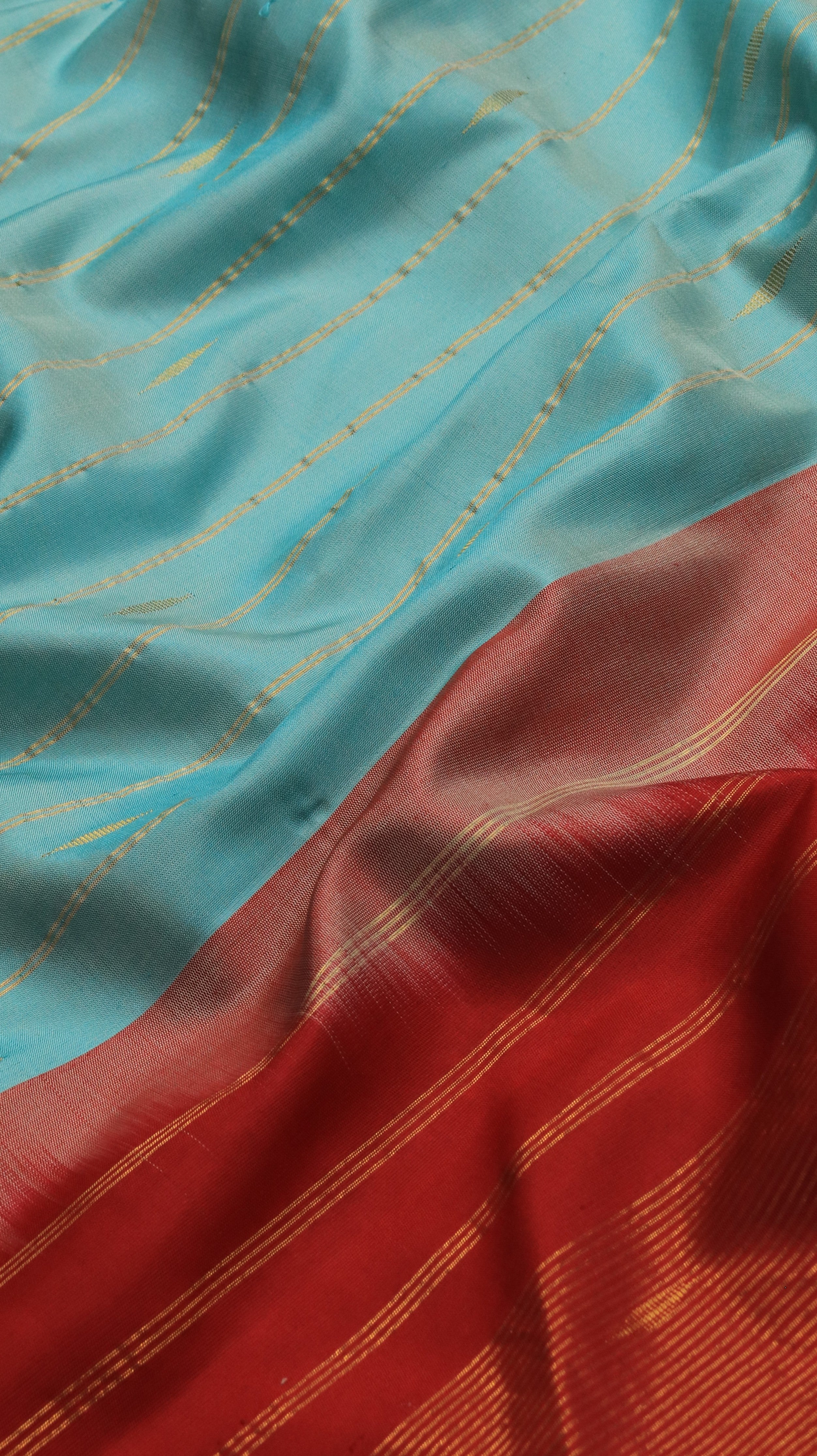Oceanic Glow | Gadwal