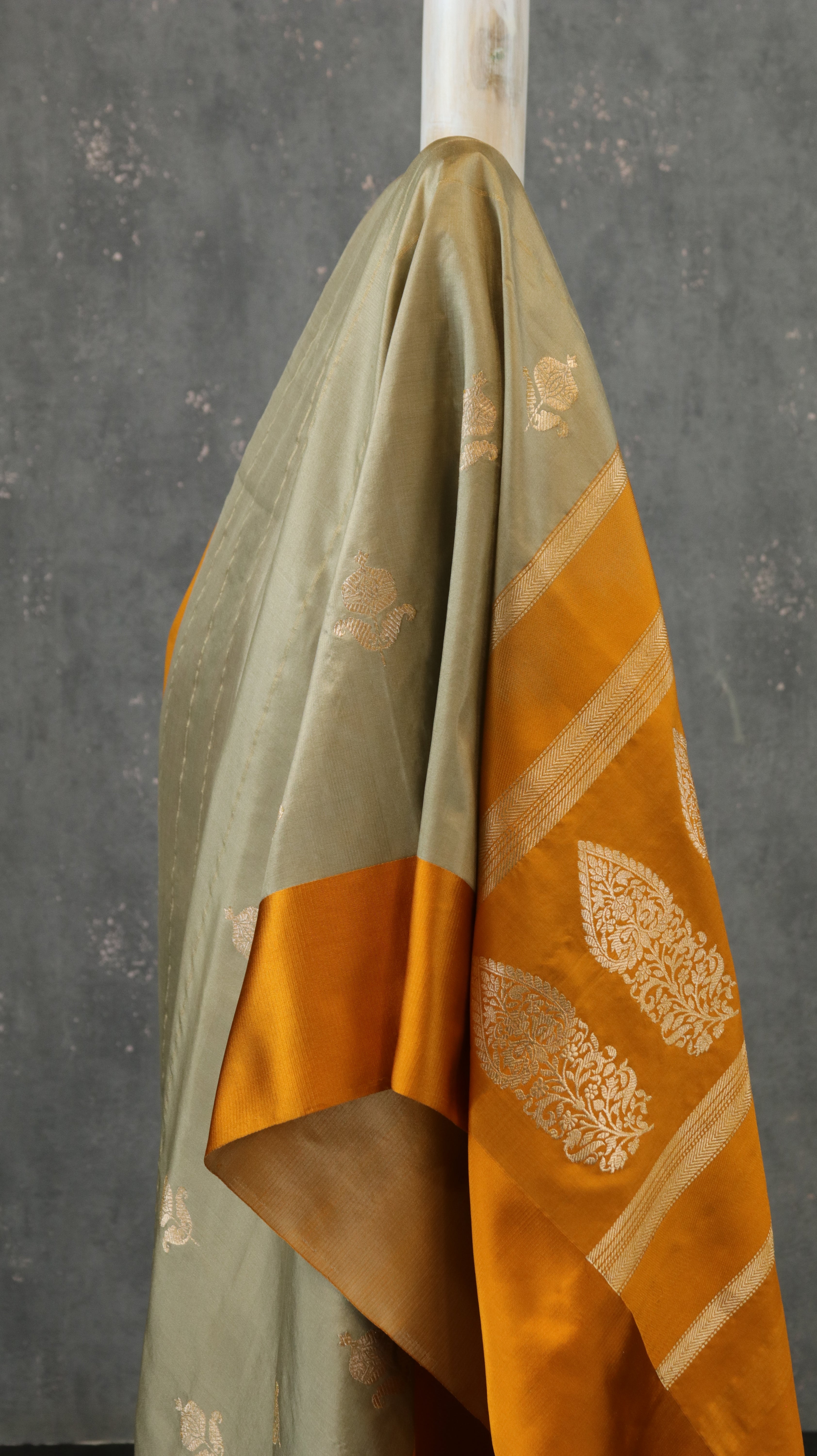 Aarunya | Banarasi