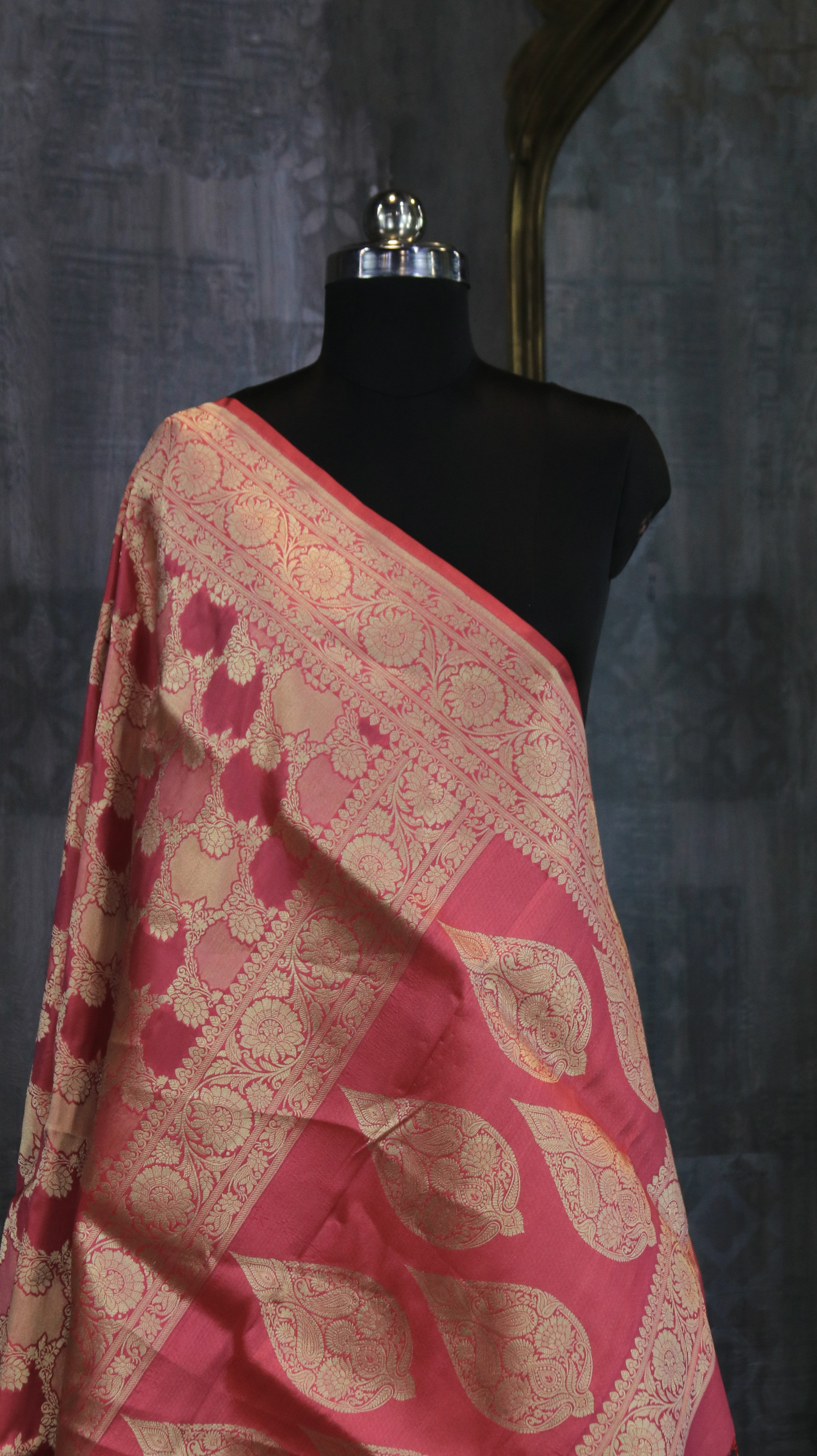 Pink Elan | Banarasi Rangkat