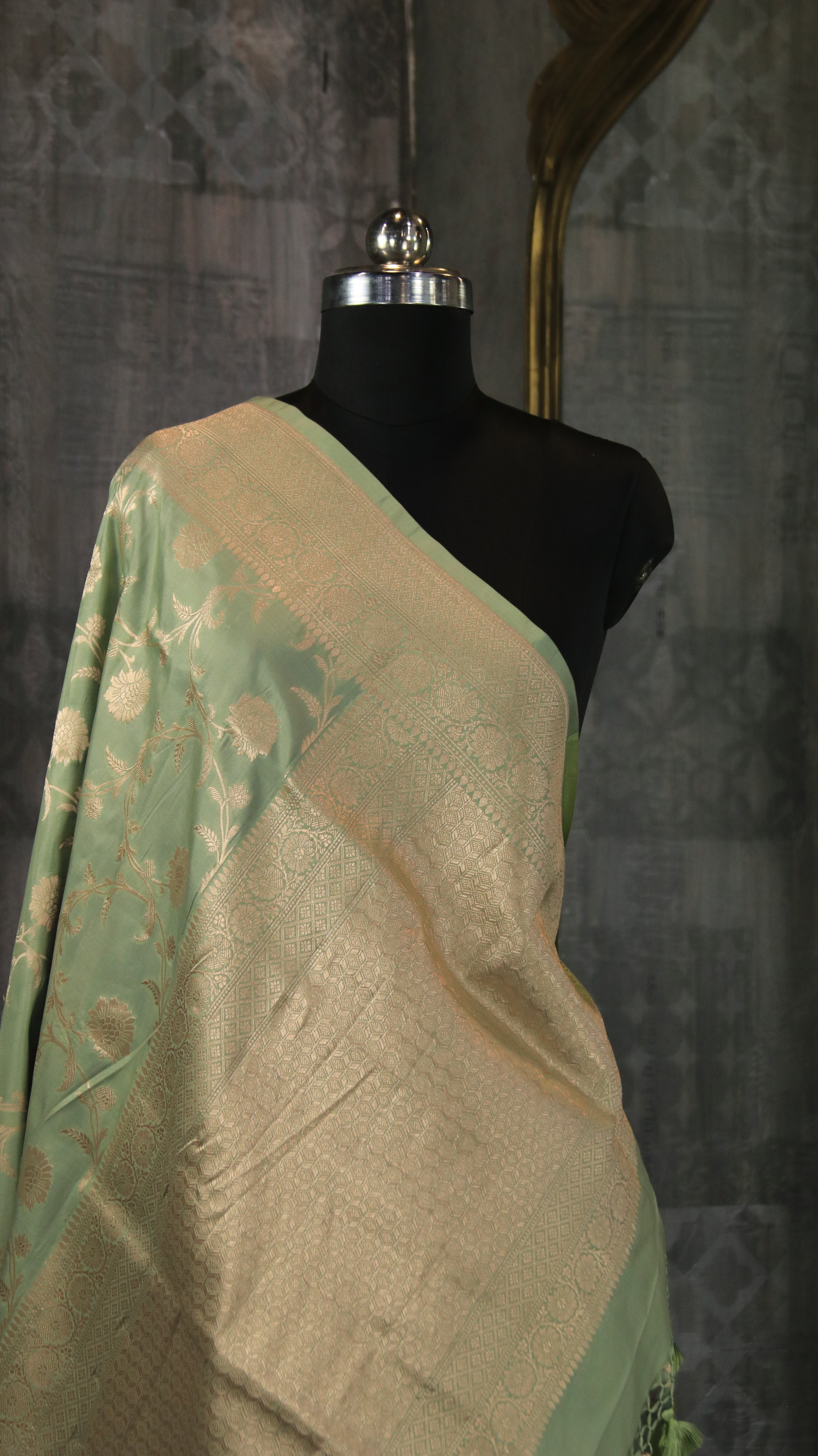 Meadow Heirloom | Banarasi