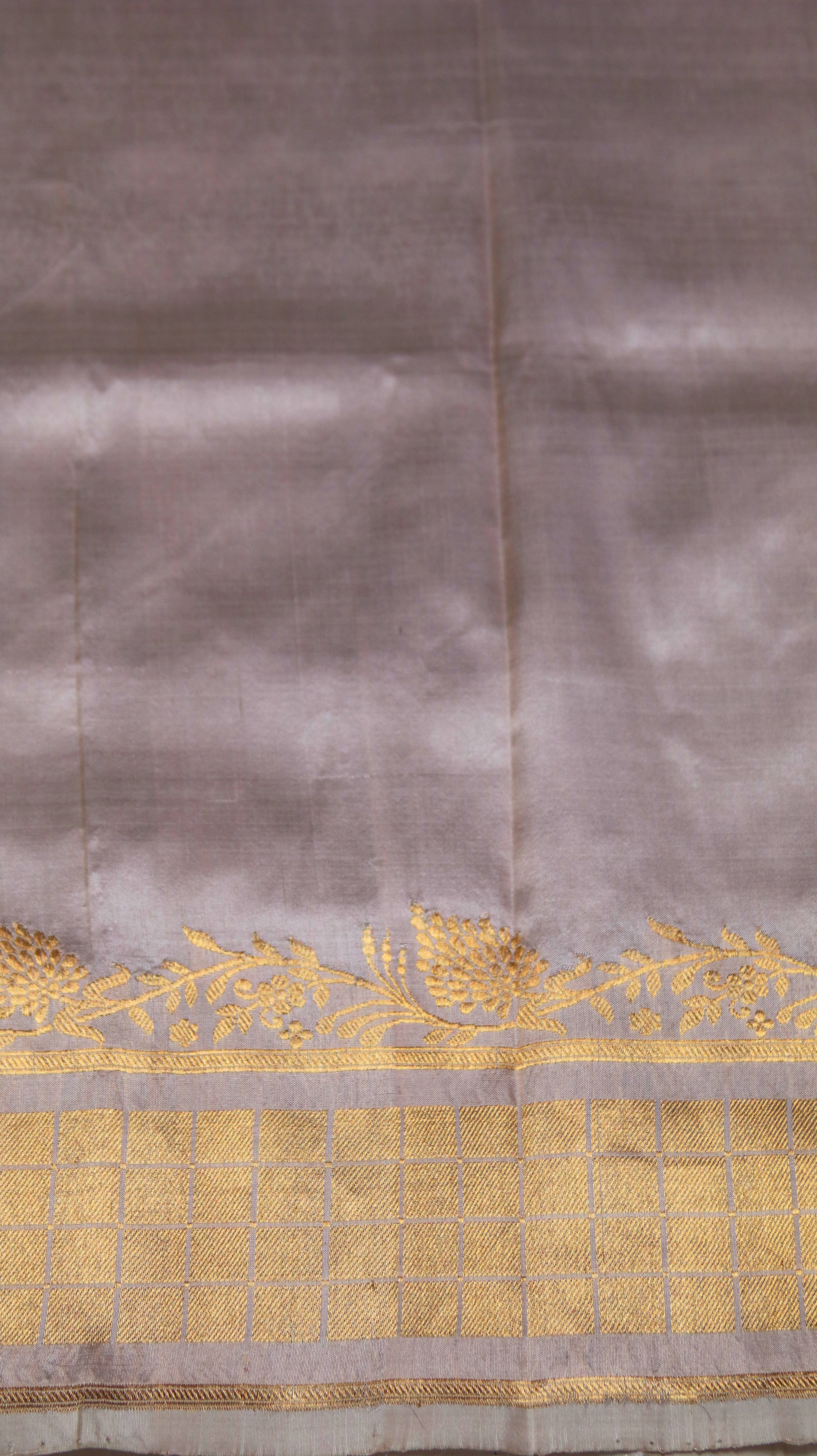 Pearl Reverie | Banarasi